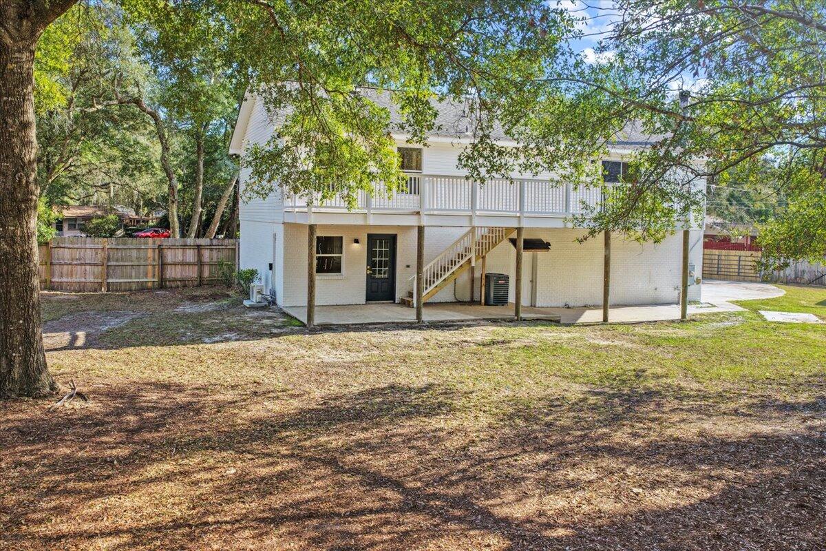 HOLLEY SHORES - Residential