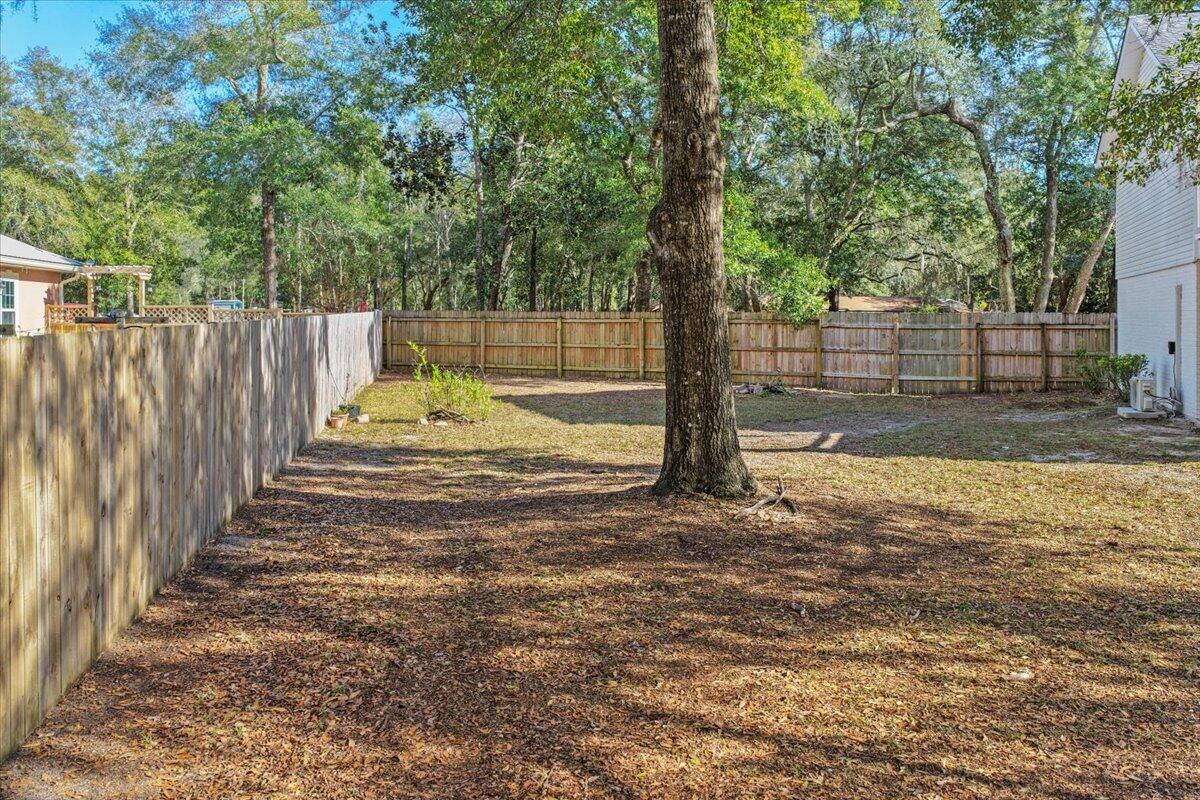 HOLLEY SHORES - Residential