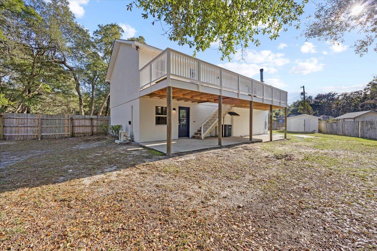 HOLLEY SHORES - Residential