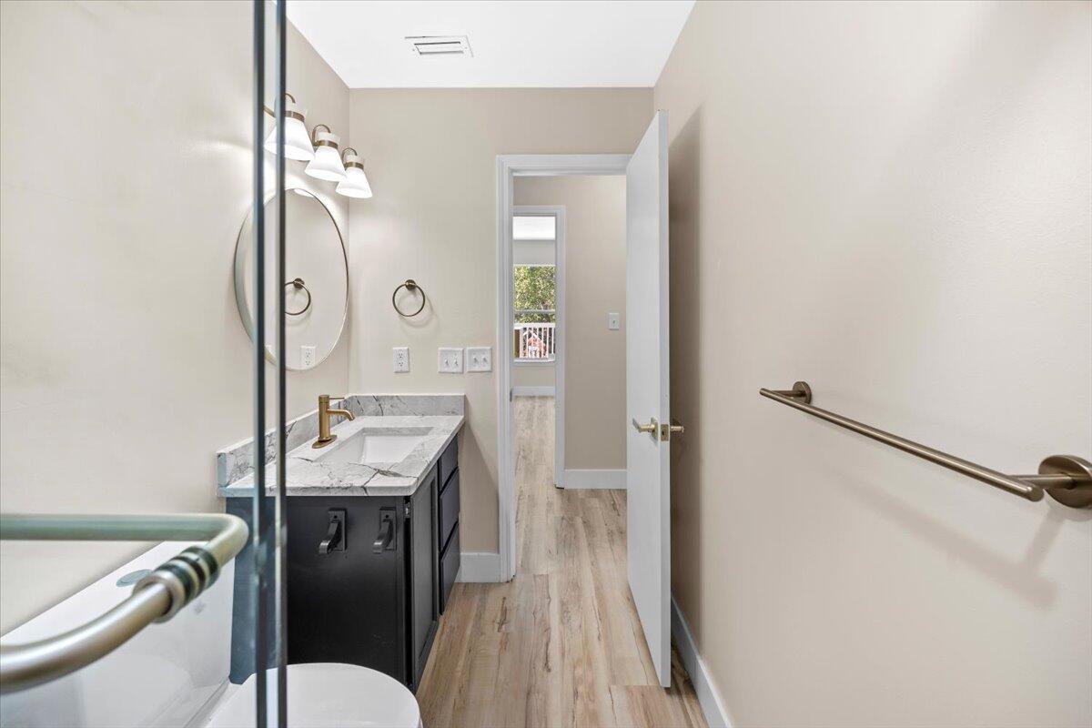 HOLLEY SHORES - Residential