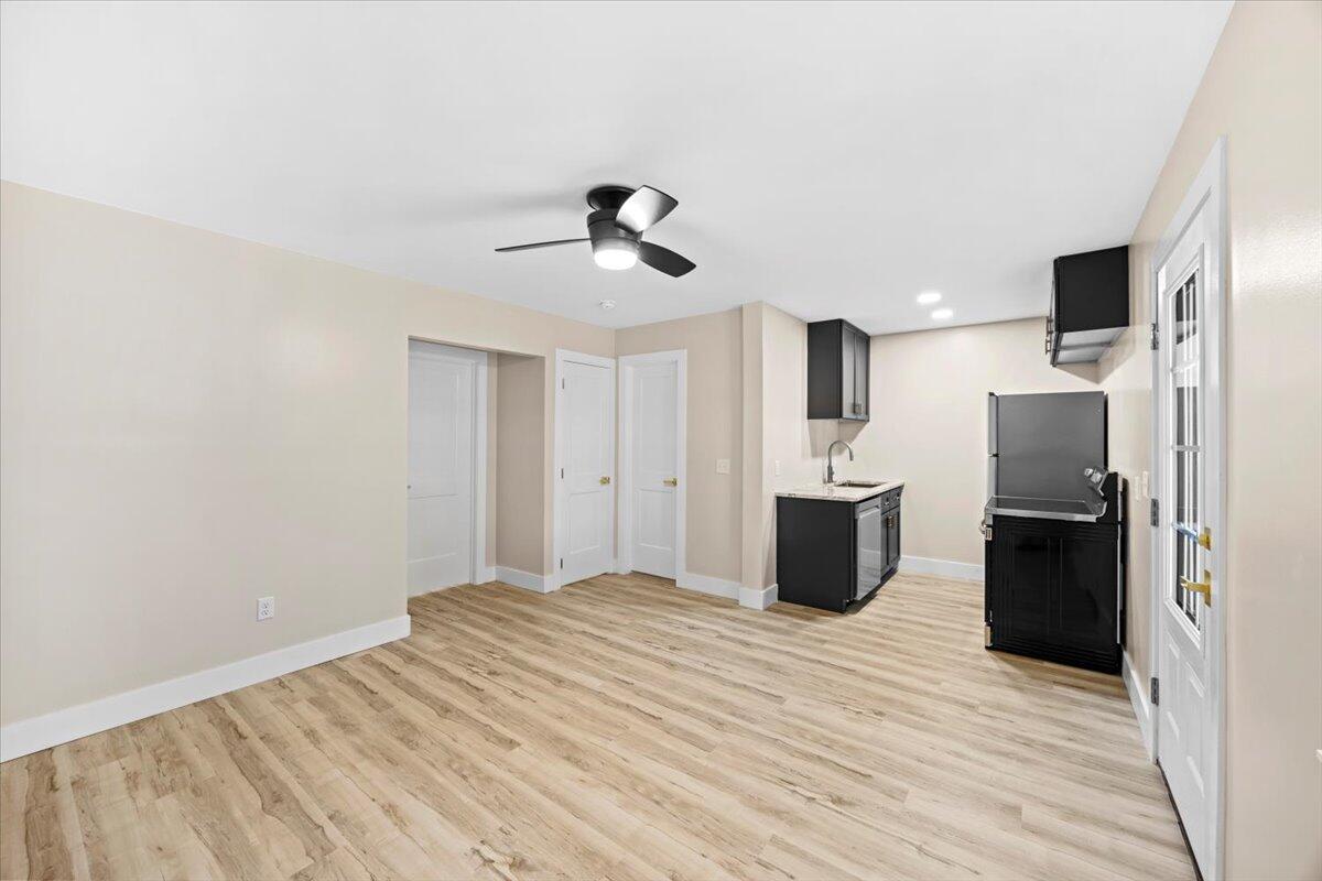 HOLLEY SHORES - Residential