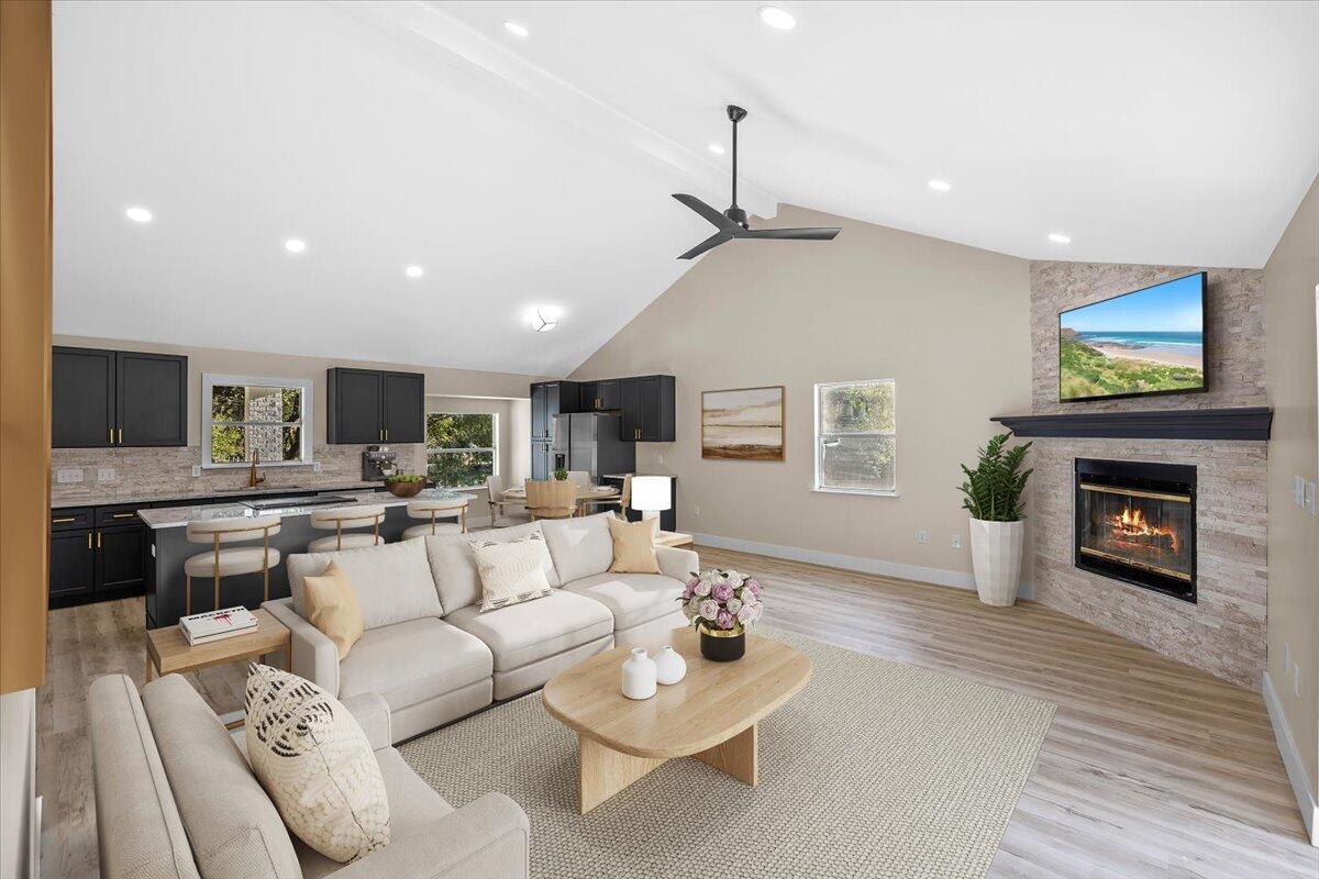 HOLLEY SHORES - Residential