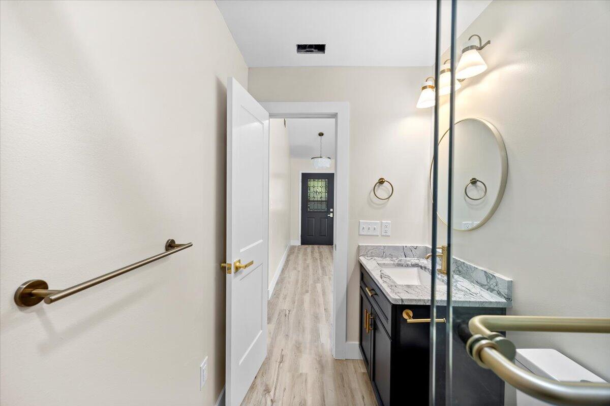 HOLLEY SHORES - Residential