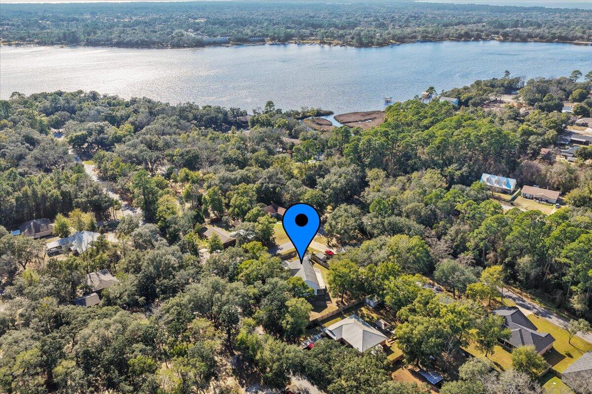 HOLLEY SHORES - Residential