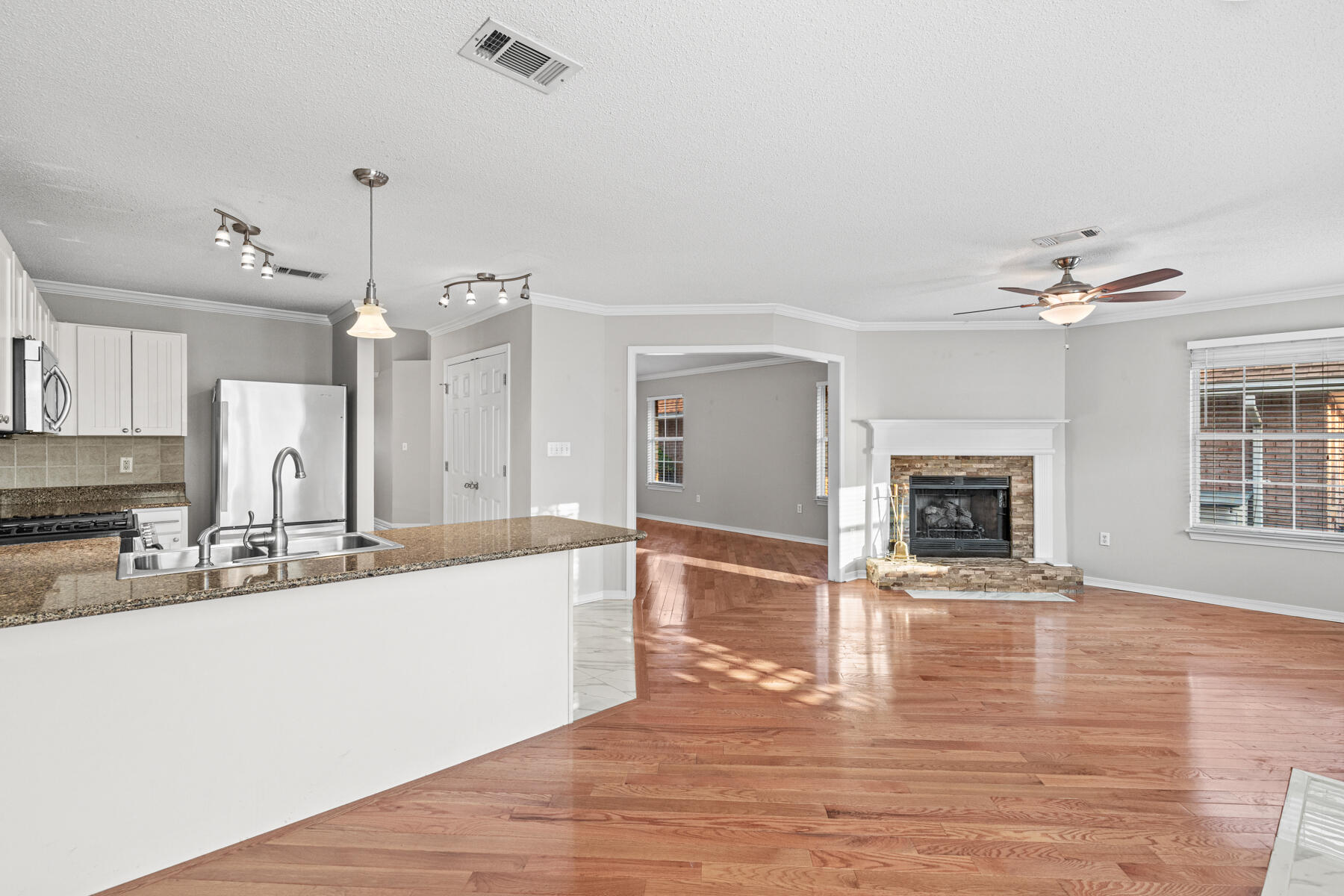 SUNSAIL S/D LOT 41 - Residential