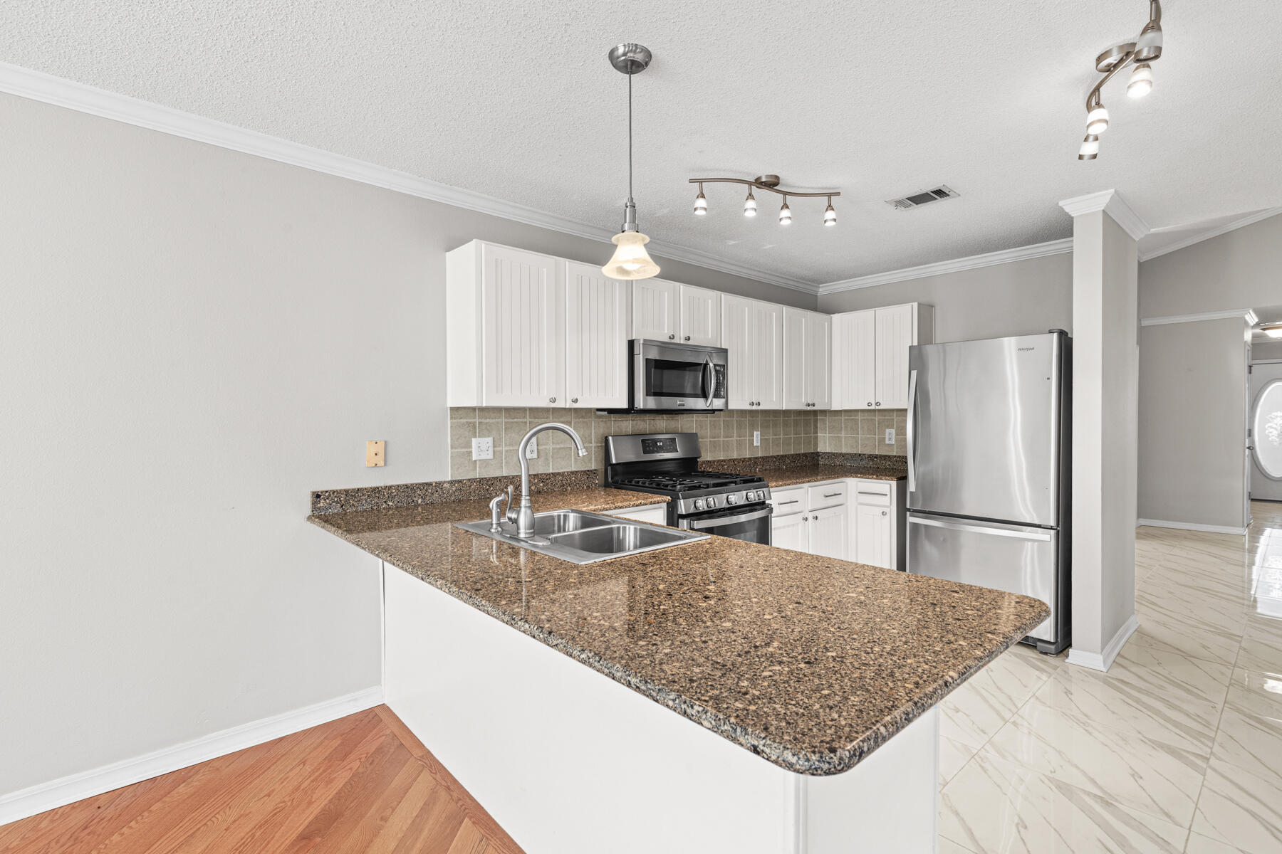 SUNSAIL S/D LOT 41 - Residential