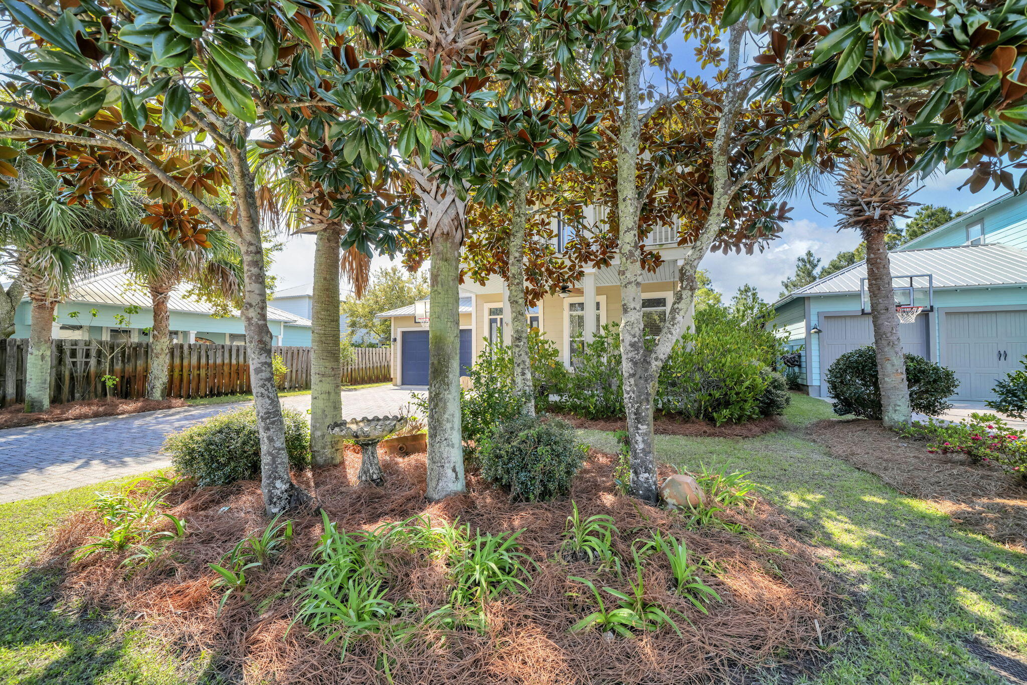 EAGLE BAY - Residential