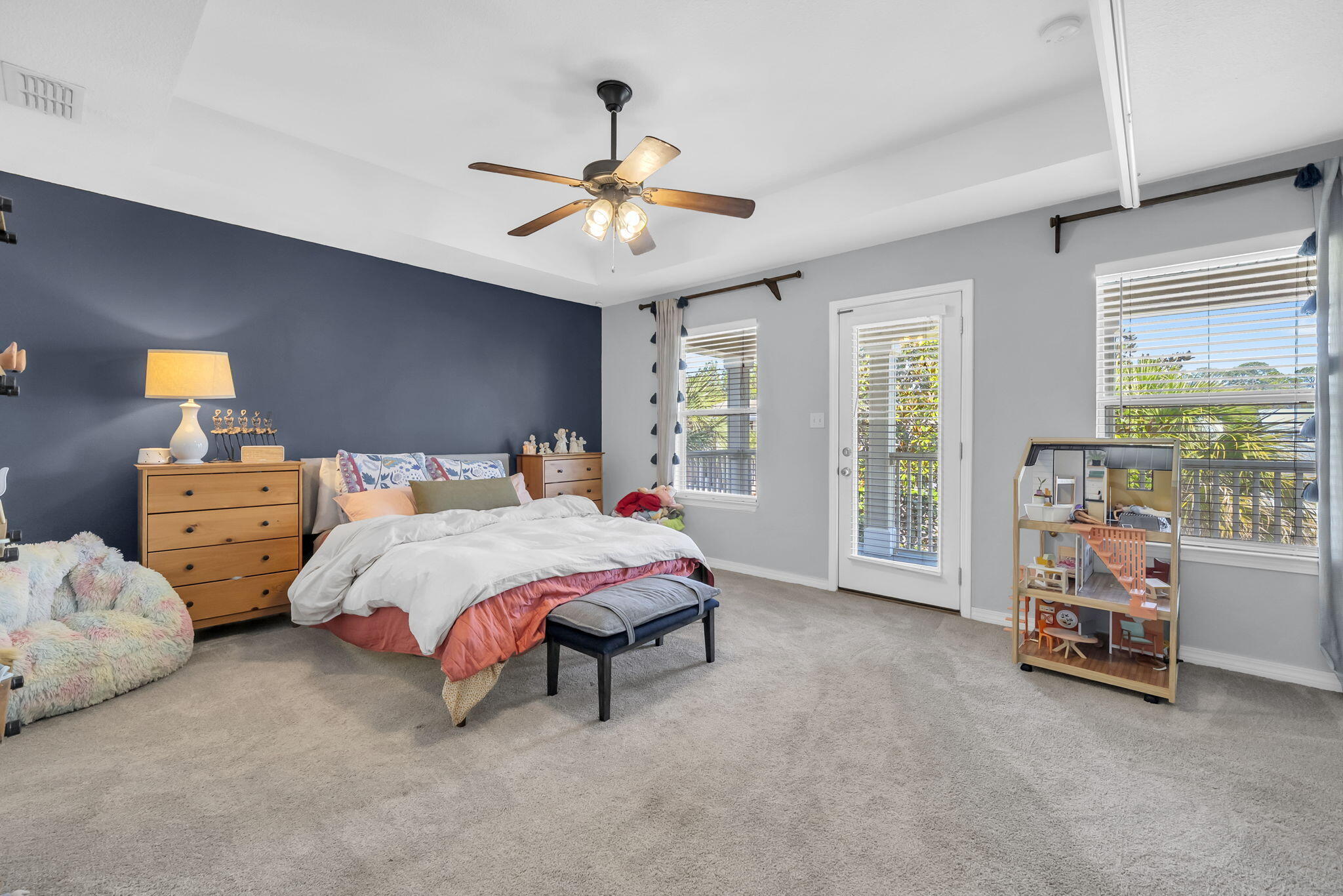 EAGLE BAY - Residential