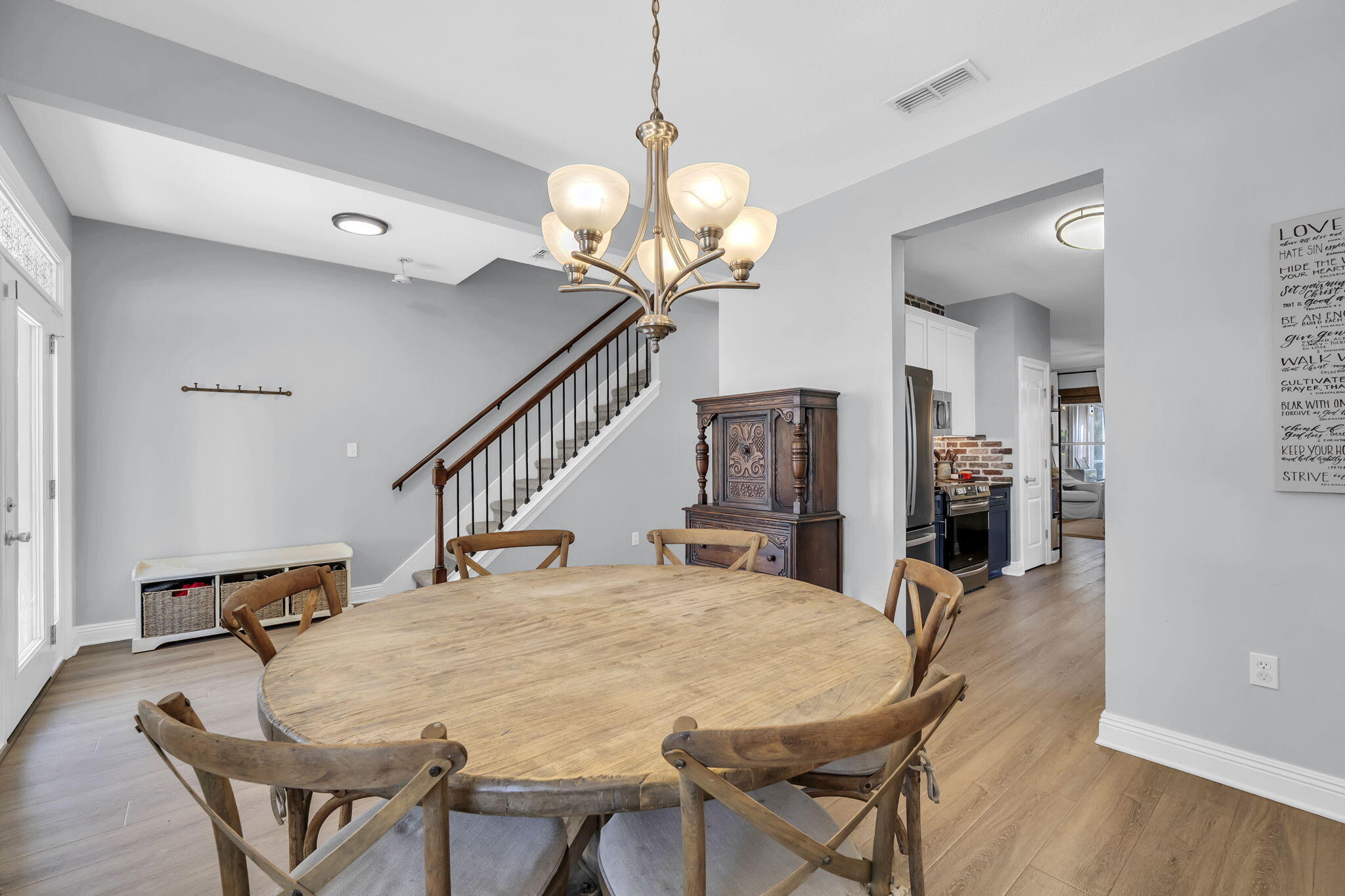 EAGLE BAY - Residential