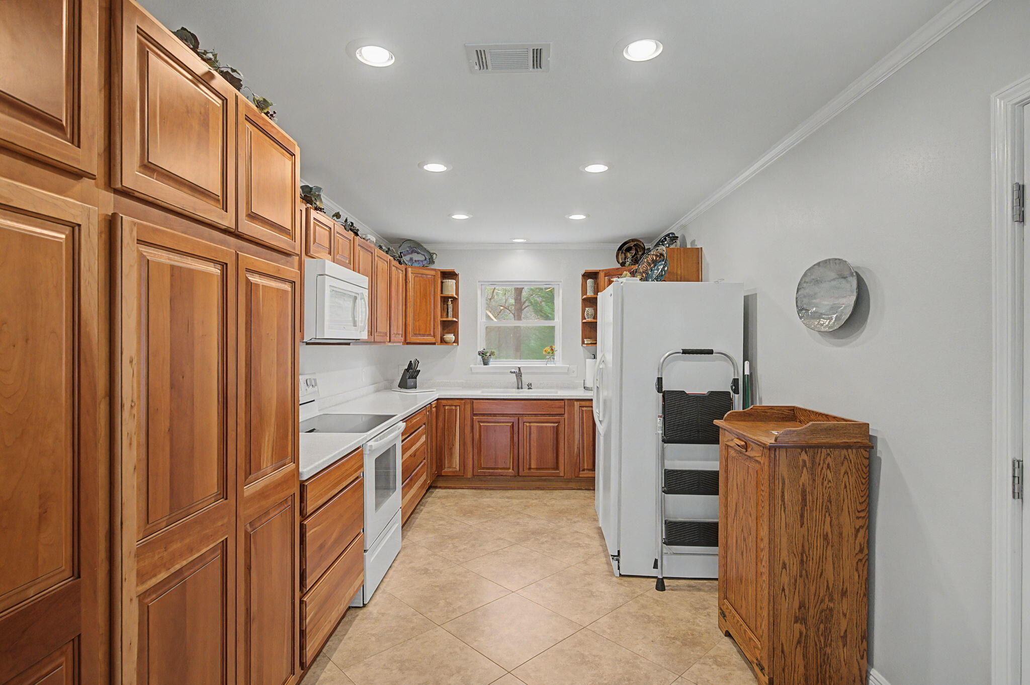 NONESUCH WAY - Residential