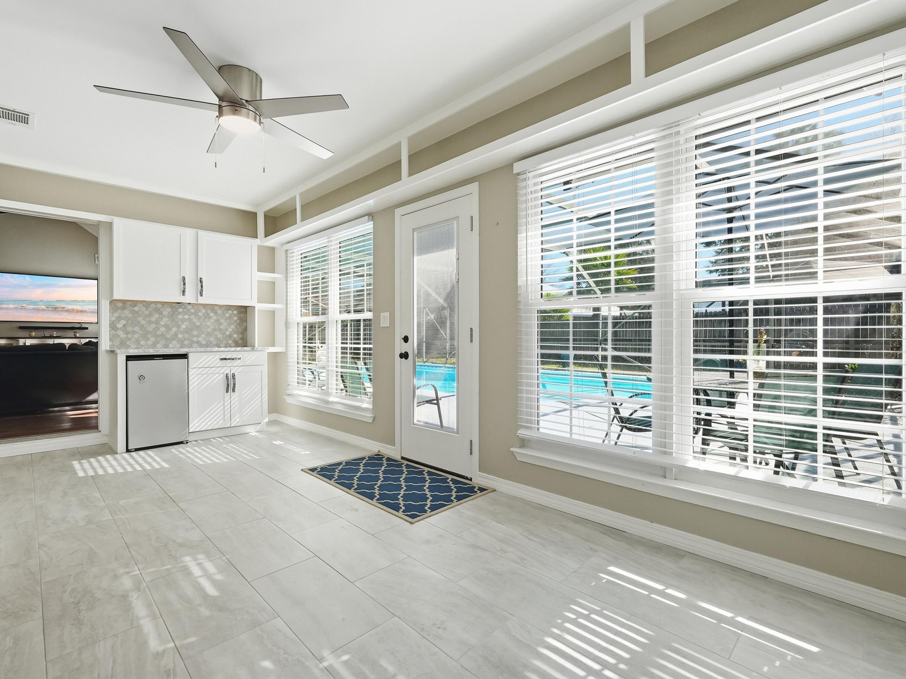 INDIAN SHORES PH 1 - Residential