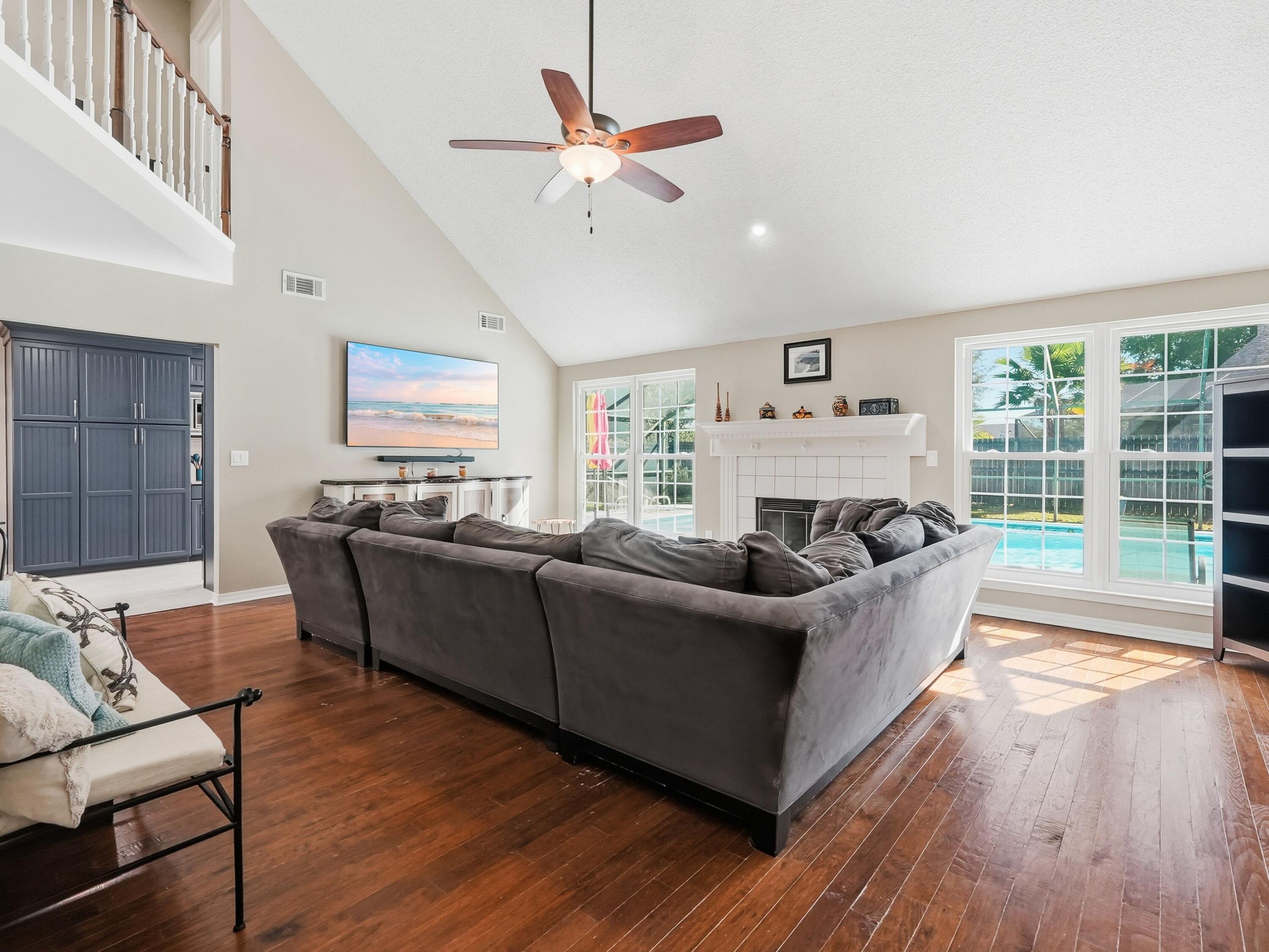 INDIAN SHORES PH 1 - Residential