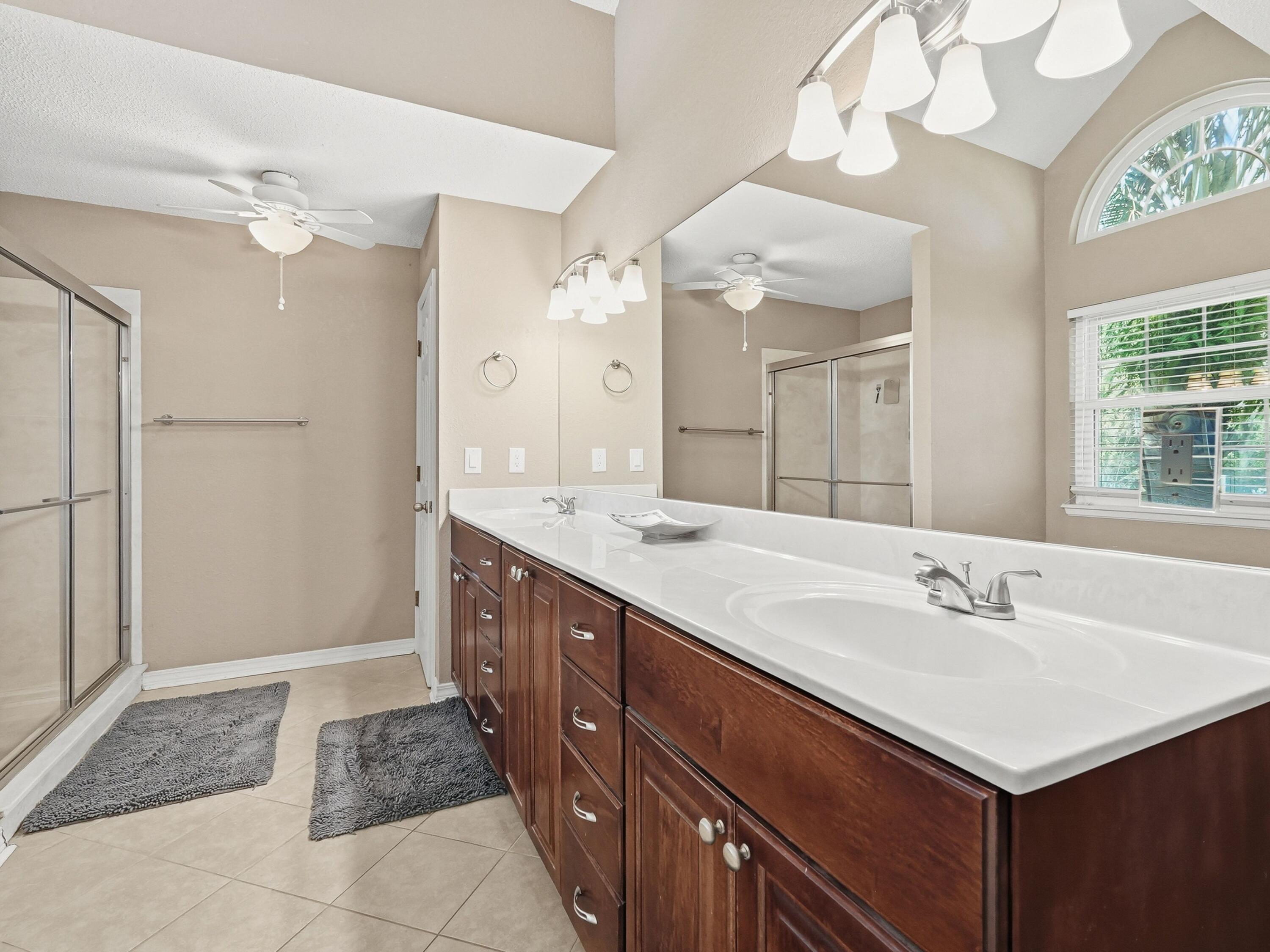 INDIAN SHORES PH 1 - Residential