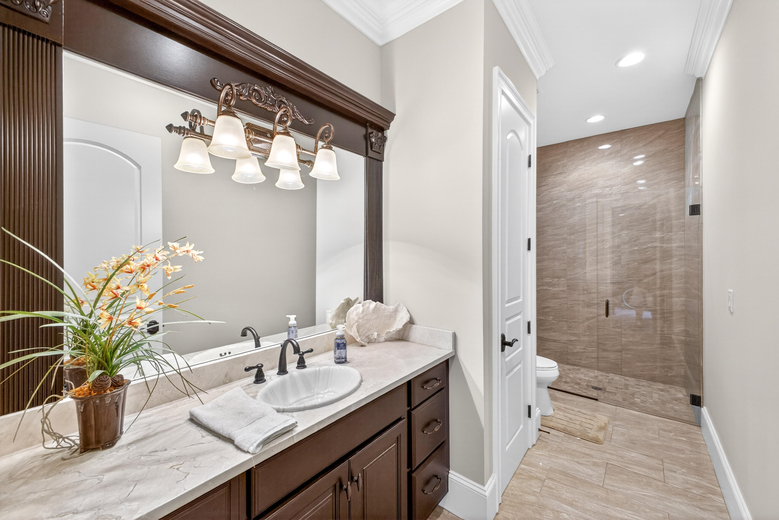 HOLIDAY ISLE - Residential