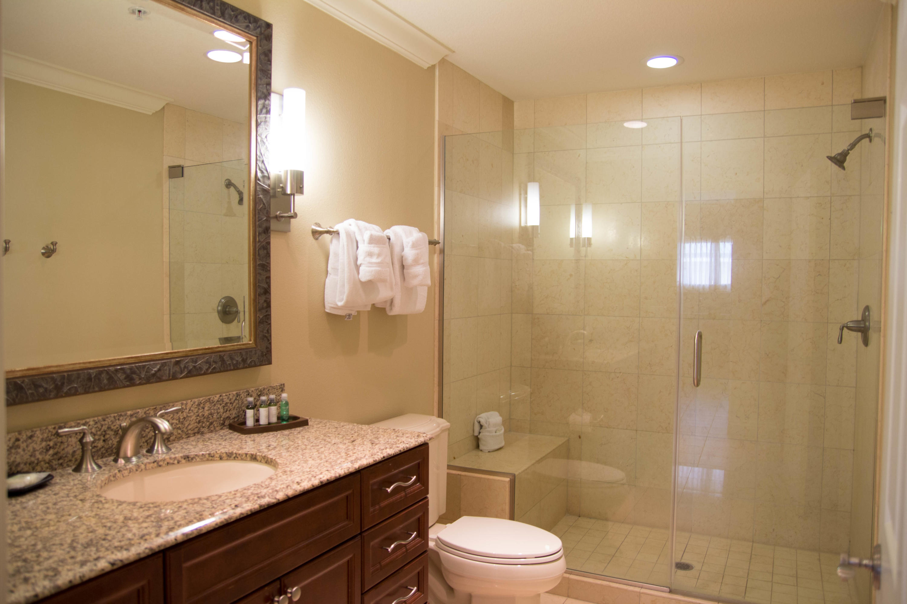 EMERALD GRANDE - Residential