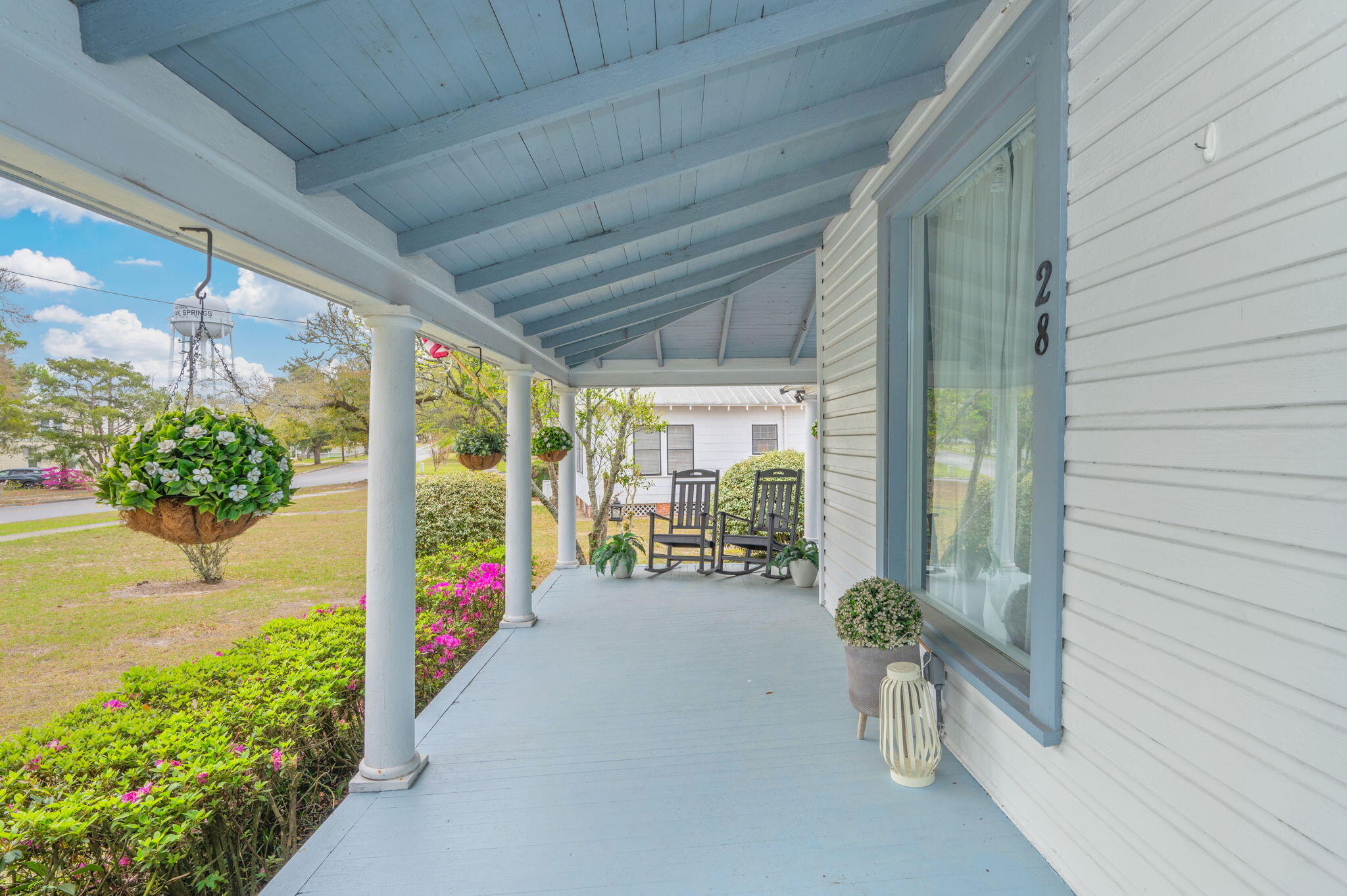 28 E Live Oak Avenue