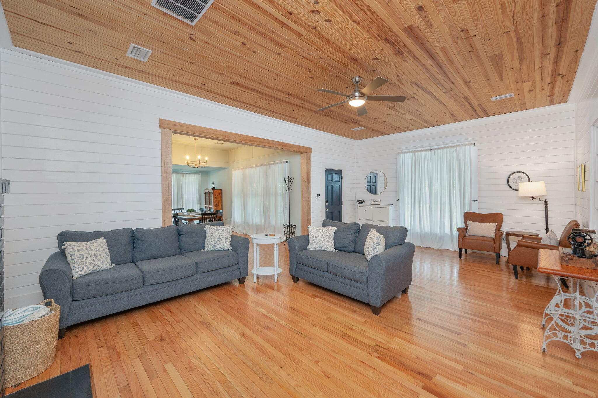 TOWN OF DEFUNIAK SPRINGS - Residential