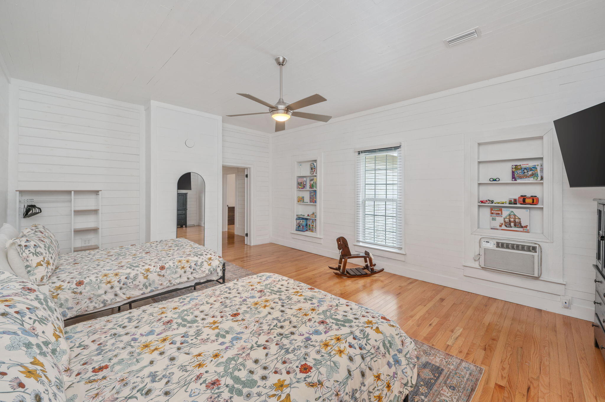 TOWN OF DEFUNIAK SPRINGS - Residential