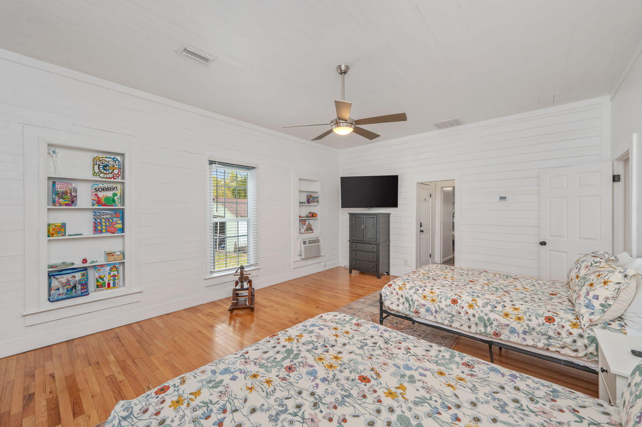 TOWN OF DEFUNIAK SPRINGS - Residential
