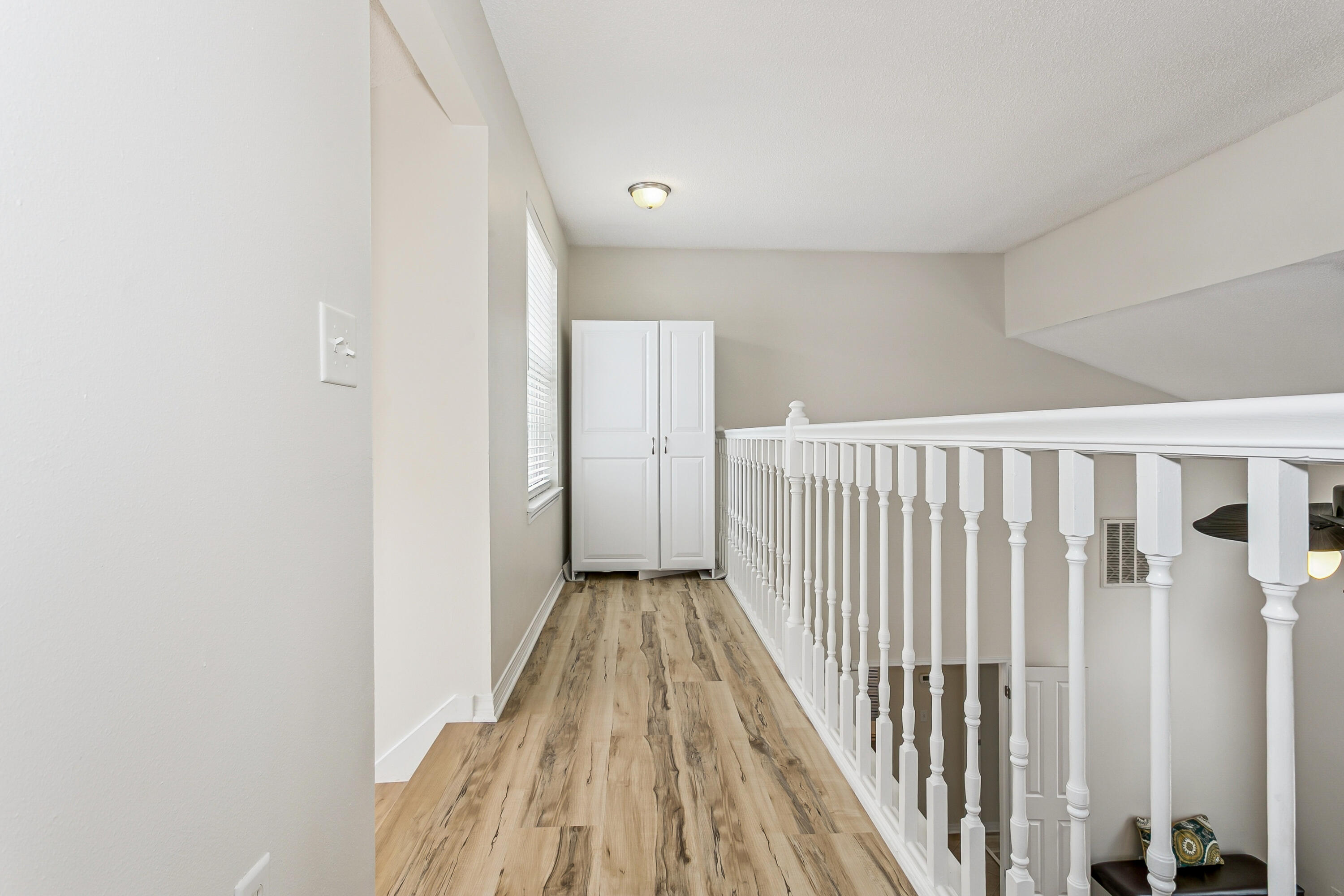 MEADOW WOODS - Residential