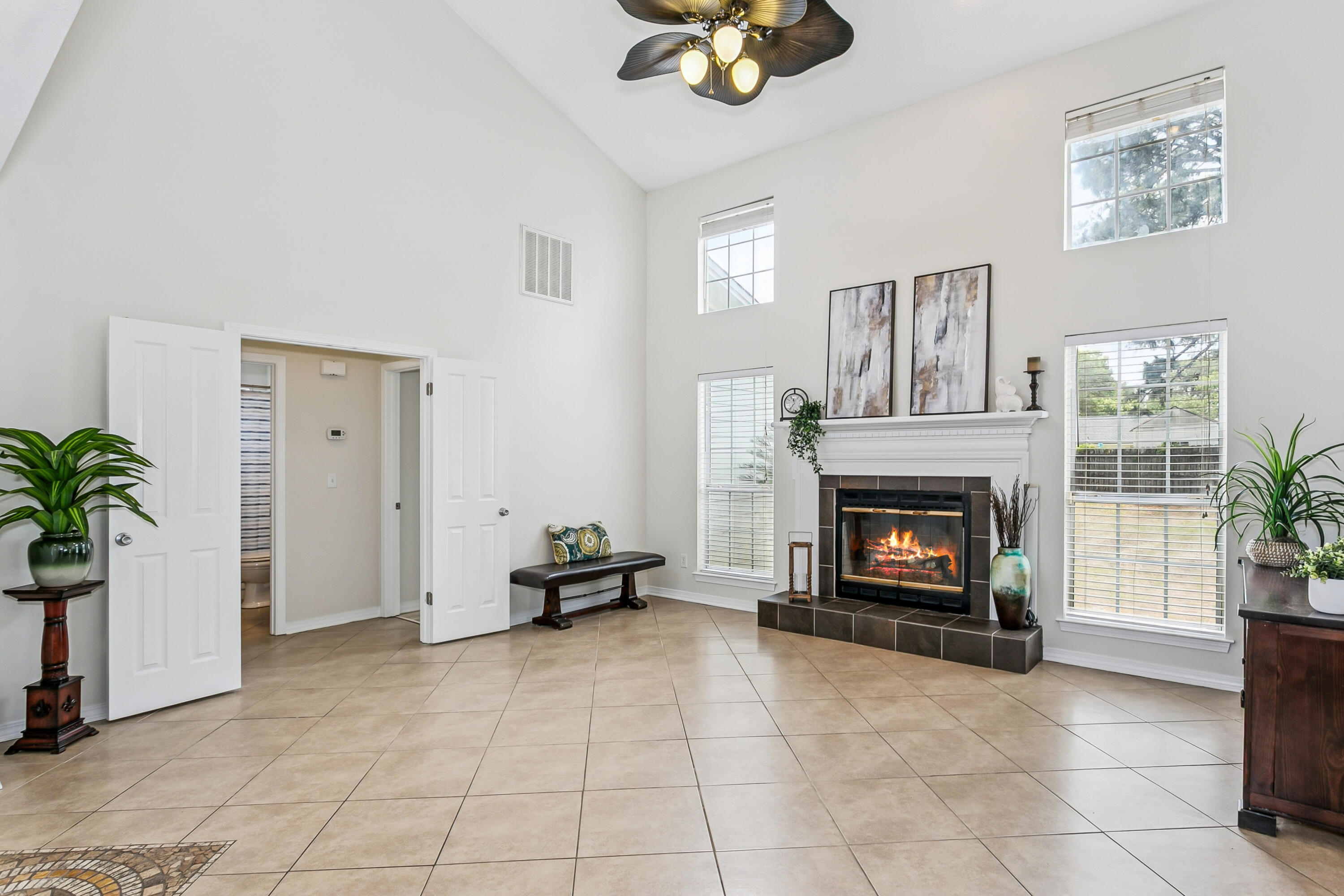 MEADOW WOODS - Residential