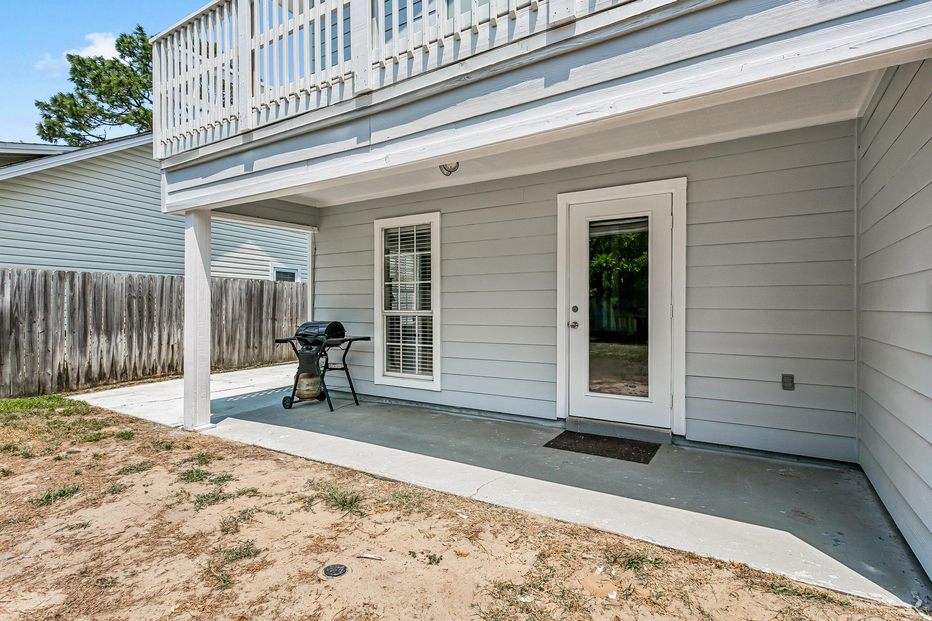 MEADOW WOODS - Residential