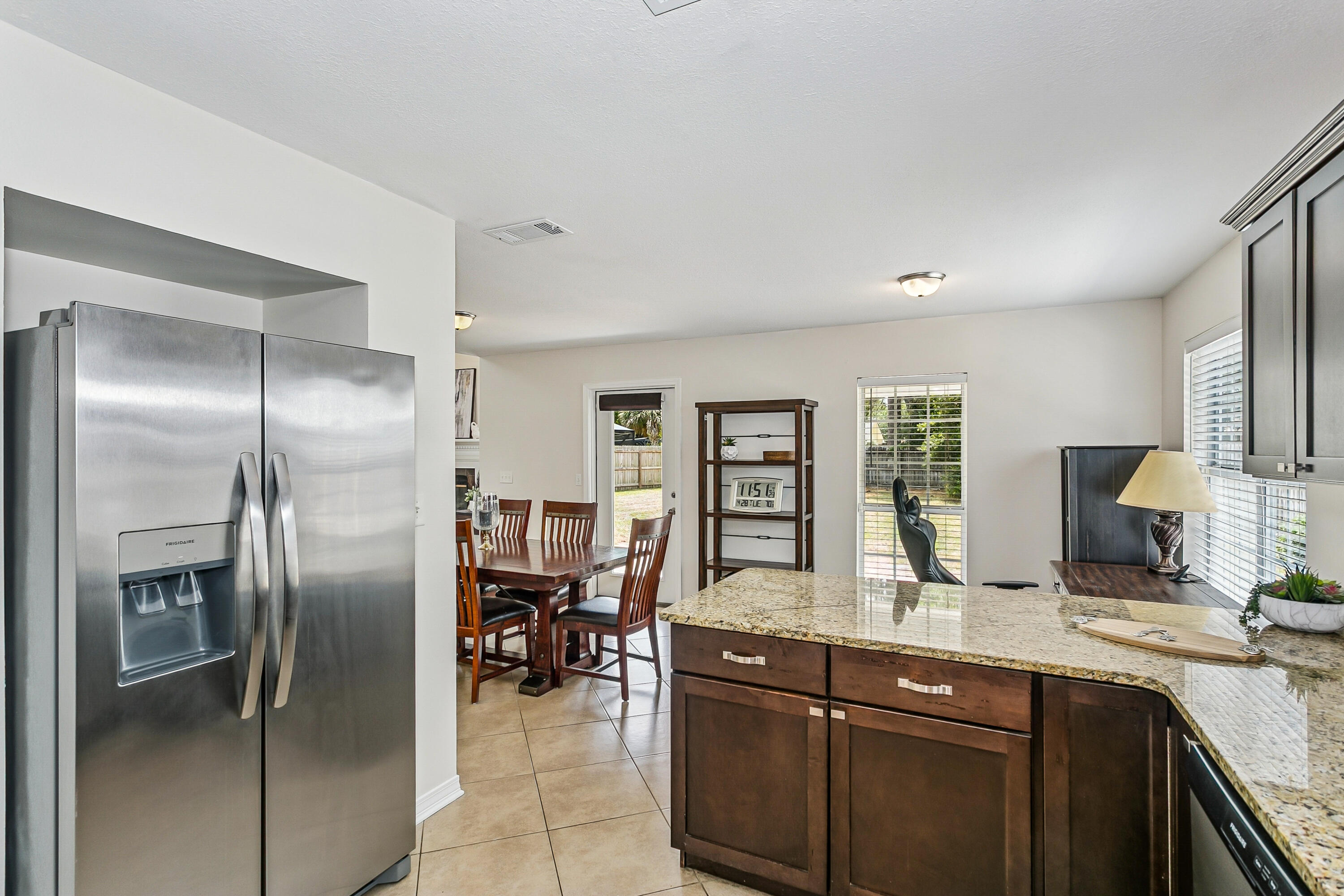 MEADOW WOODS - Residential