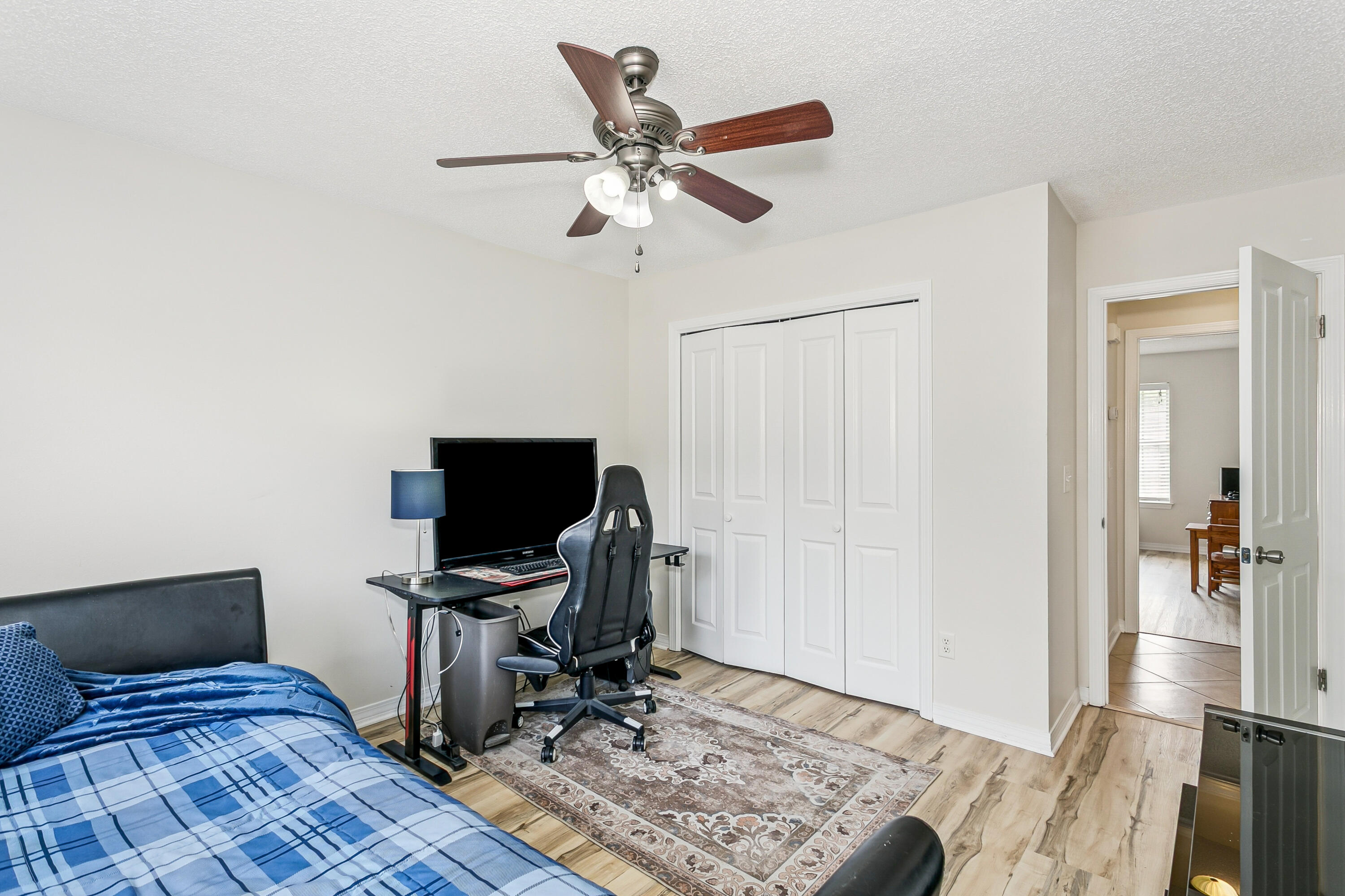 MEADOW WOODS - Residential