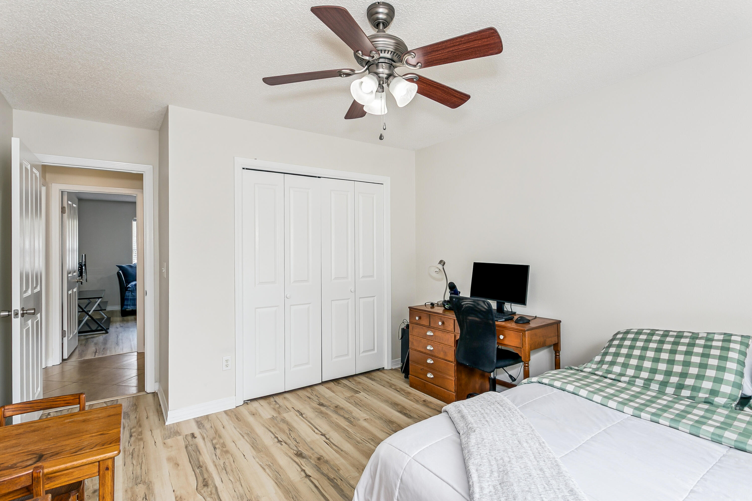 MEADOW WOODS - Residential