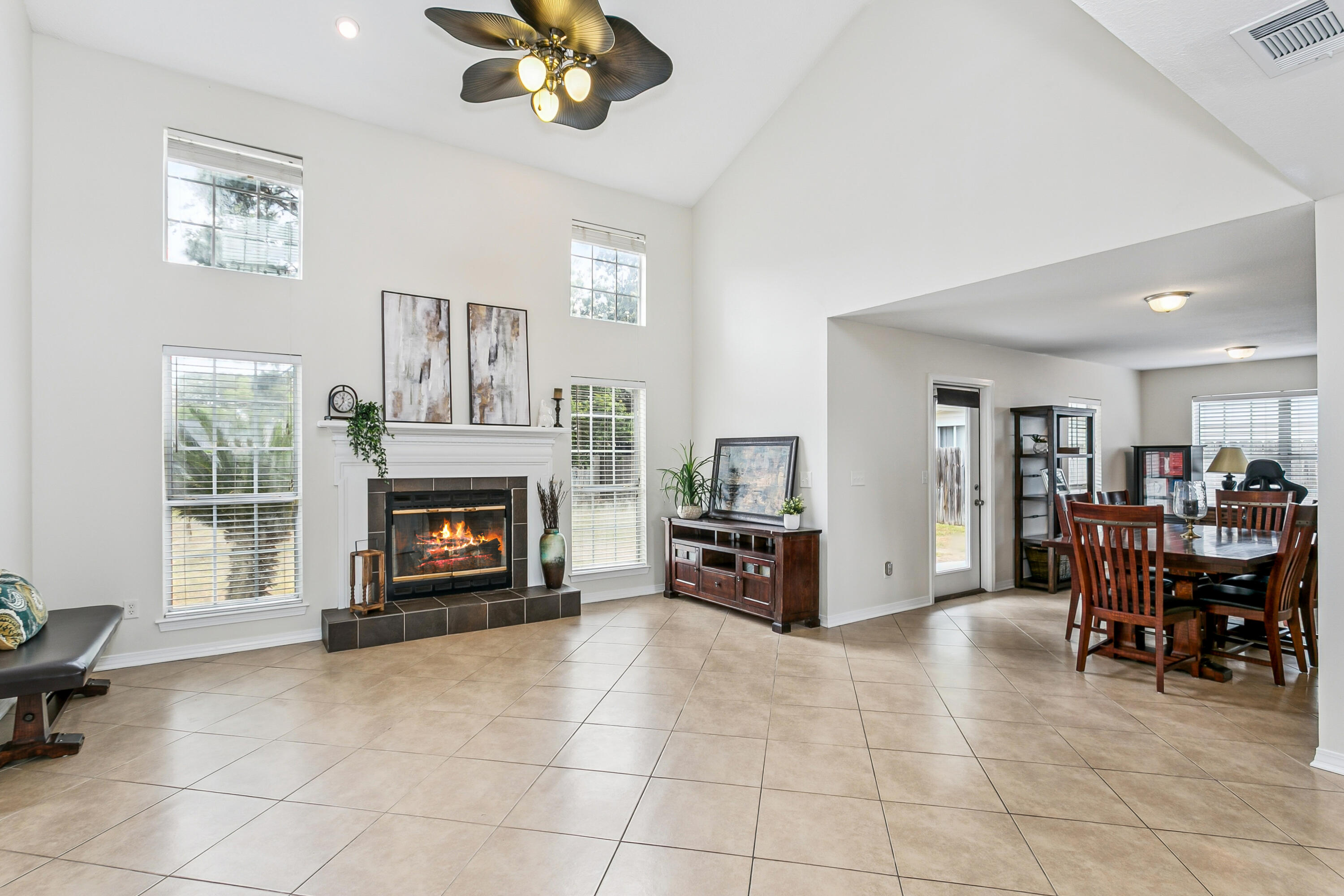 MEADOW WOODS - Residential