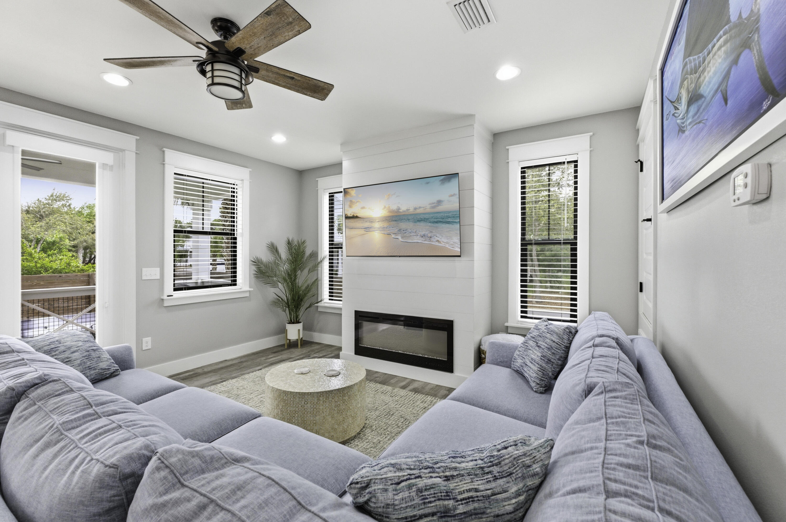 HIDDEN GROVE - Residential