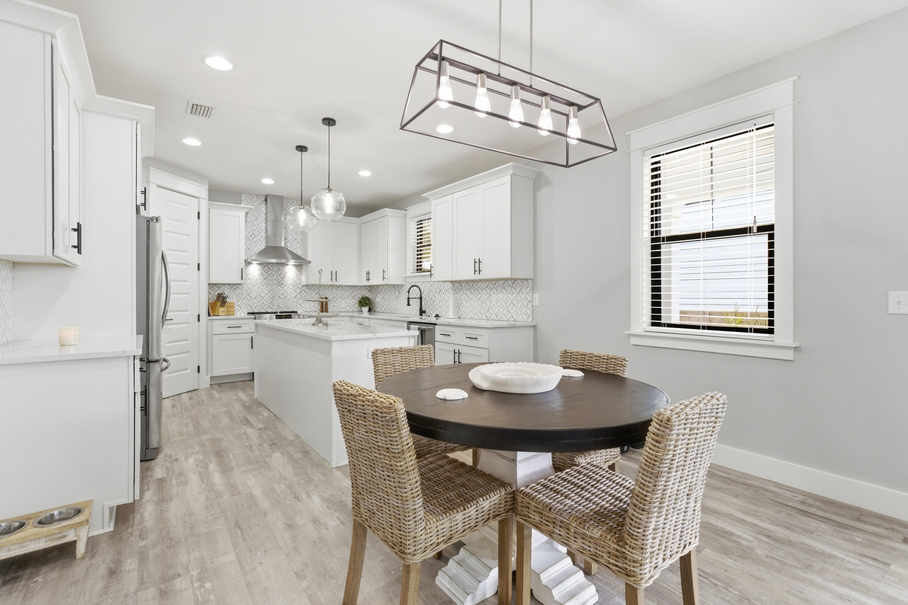 HIDDEN GROVE - Residential