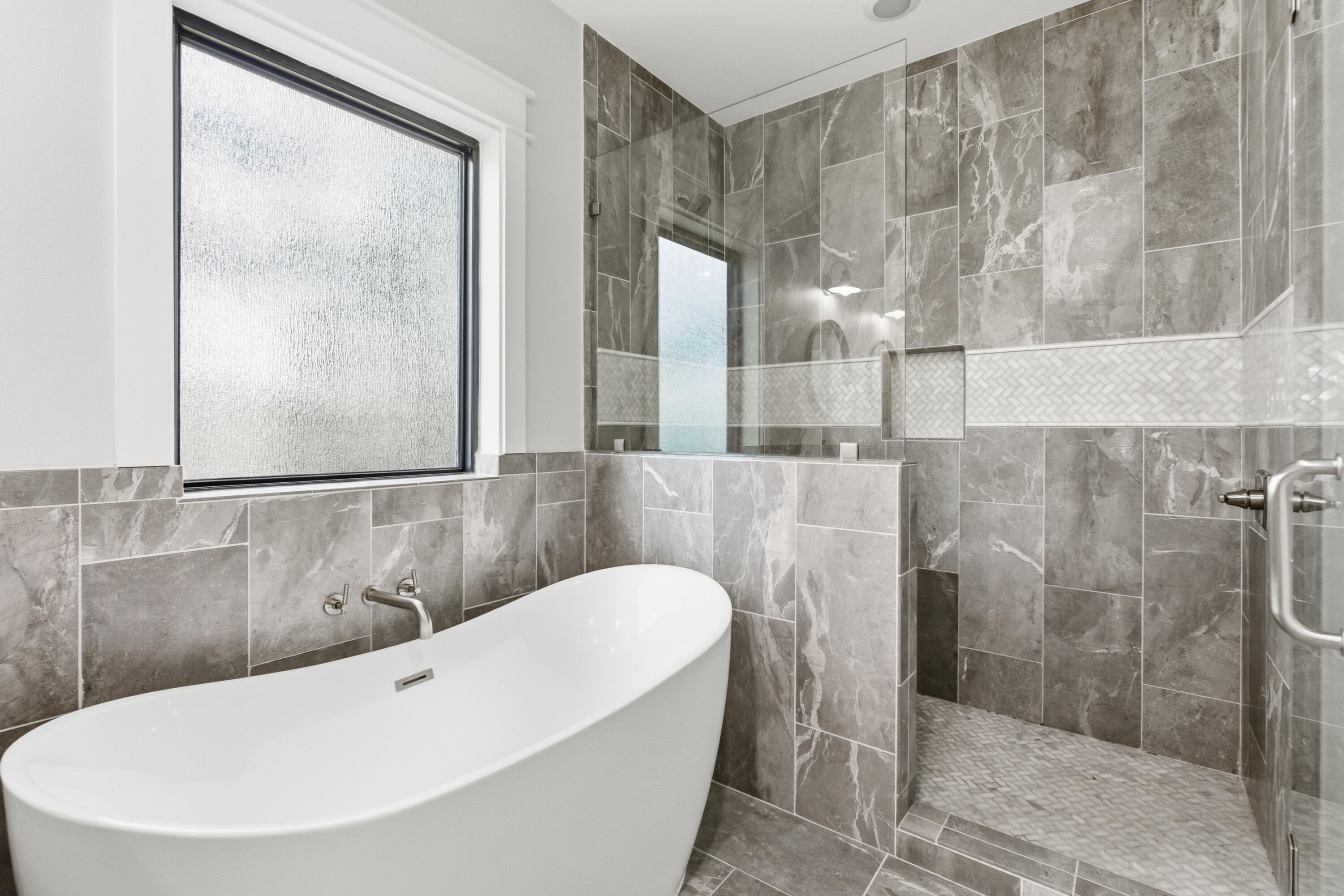 HIDDEN GROVE - Residential