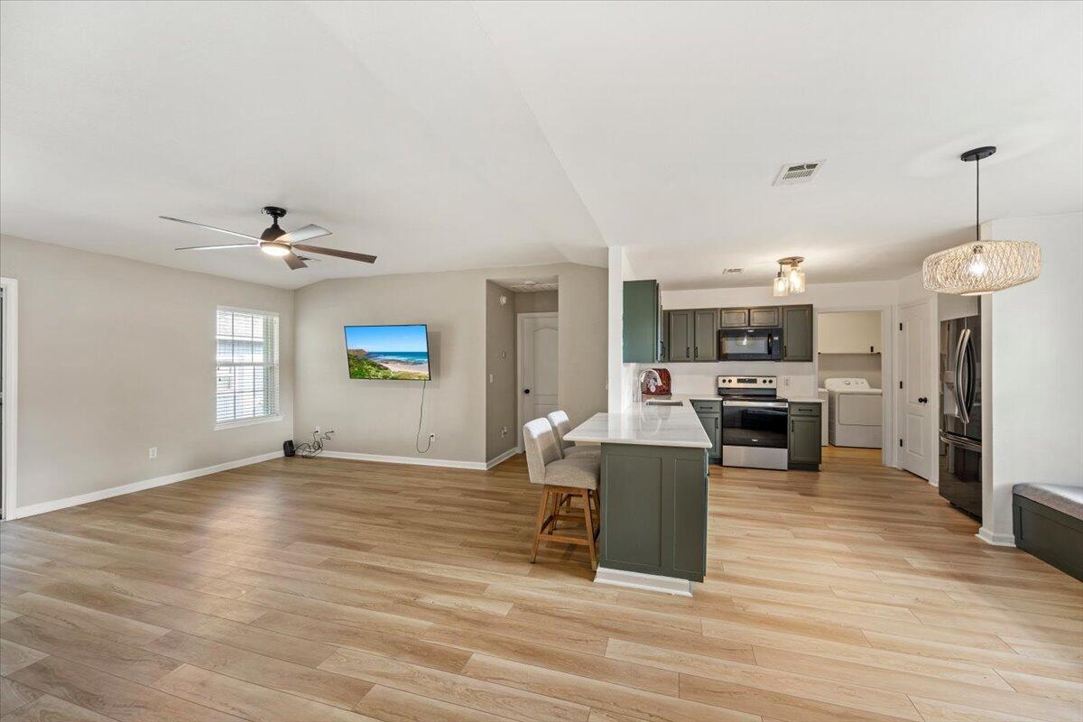 HARLAN SQUARE S/D - Residential