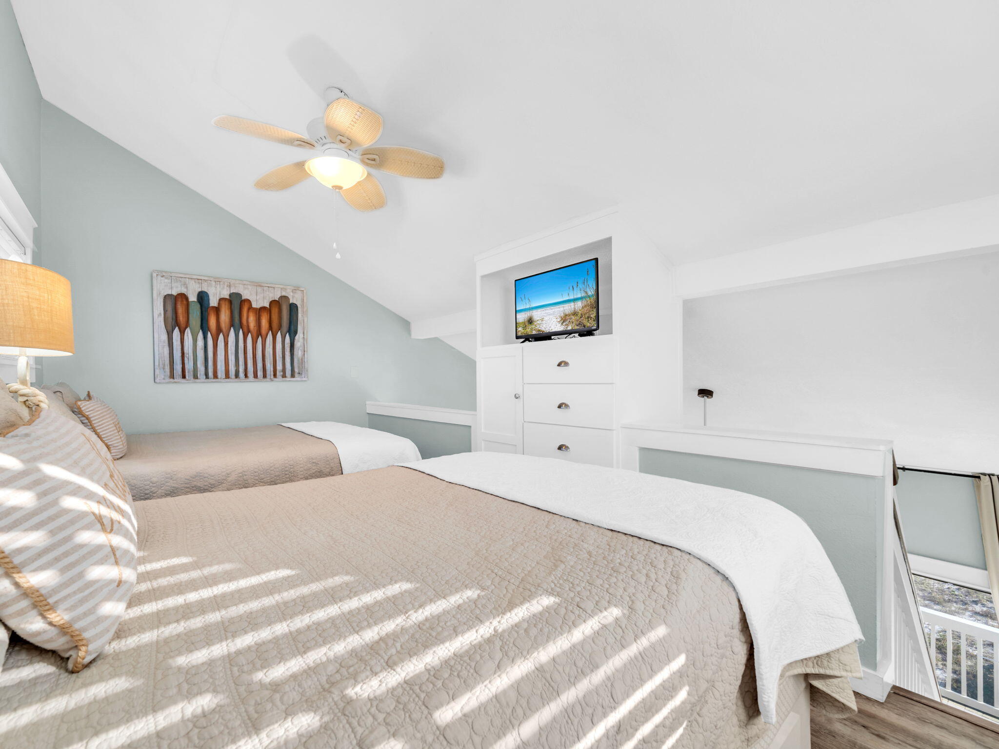 BEACHFRONT 2 PH 1 - Residential