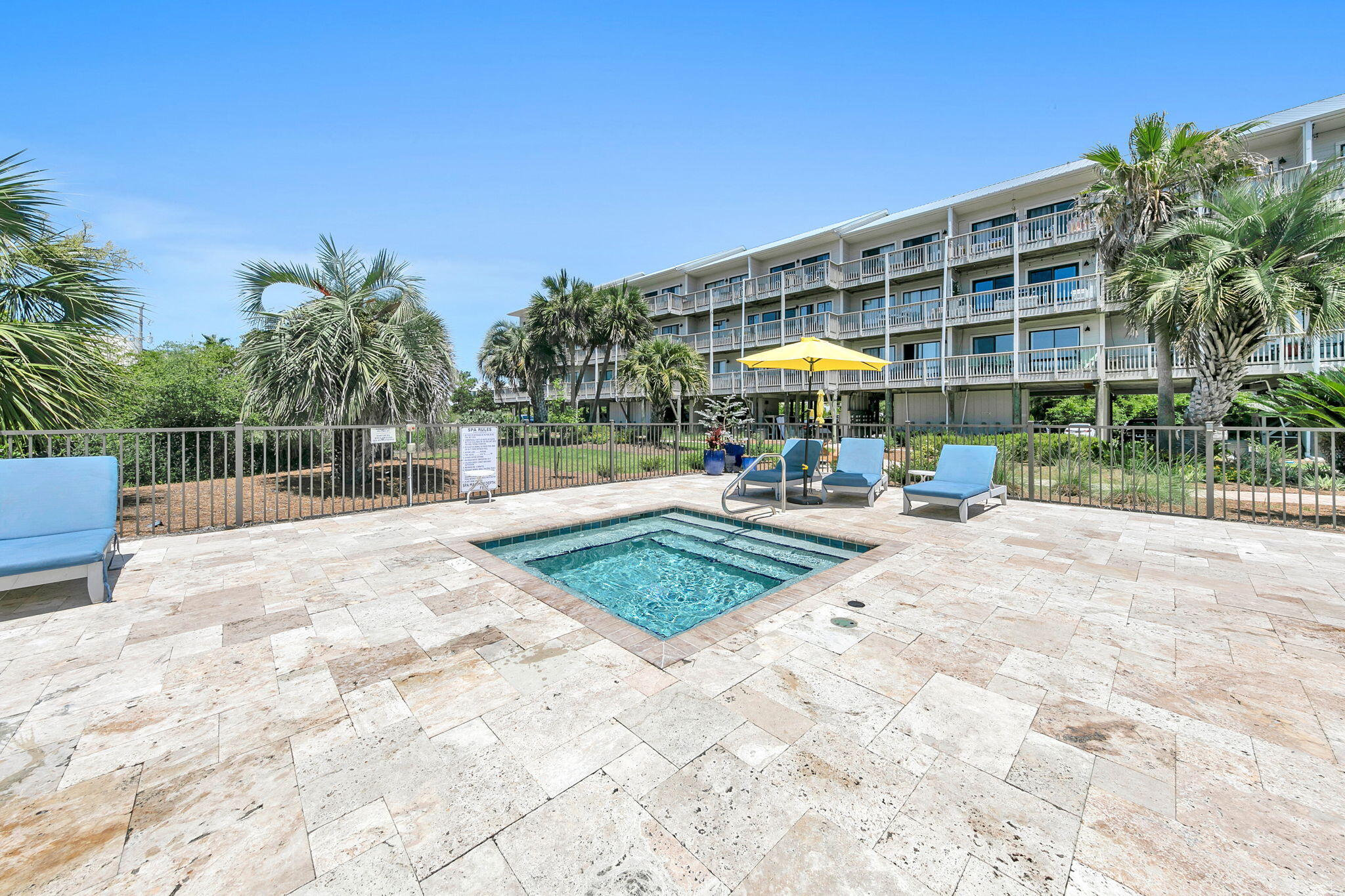 BEACHFRONT 2 PH 1 - Residential