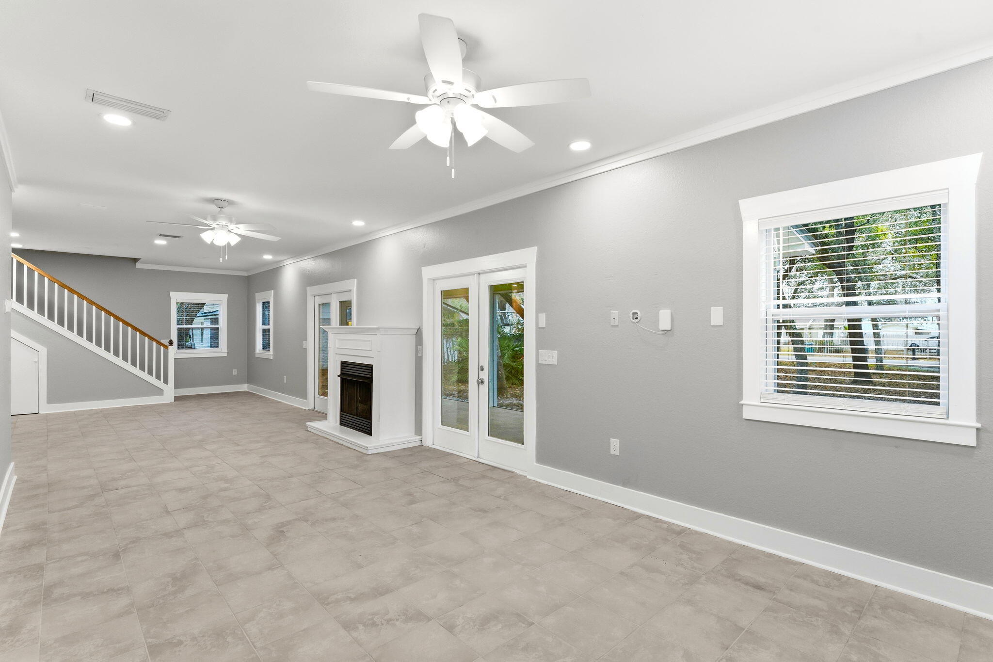 BAY MAGNOLIA - Residential Lease