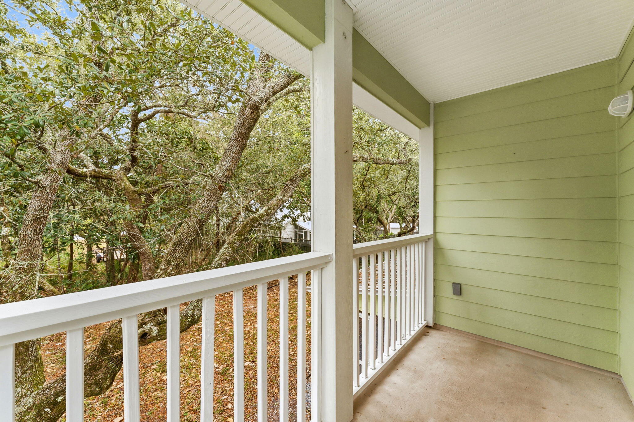 BAY MAGNOLIA - Residential Lease