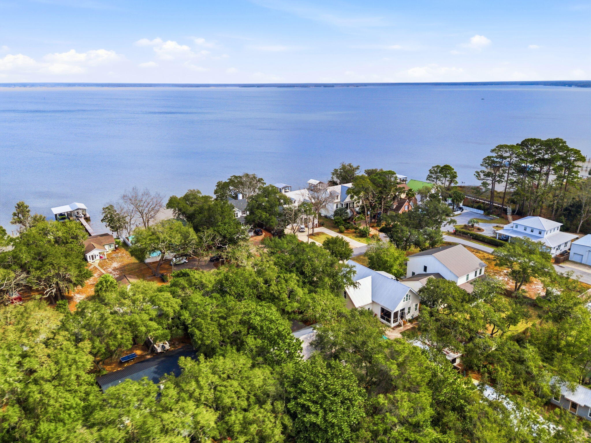 BAY MAGNOLIA - Residential Lease