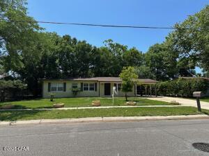 OAK TREE PARK - Residential