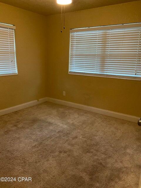 OAK TREE PARK - Residential