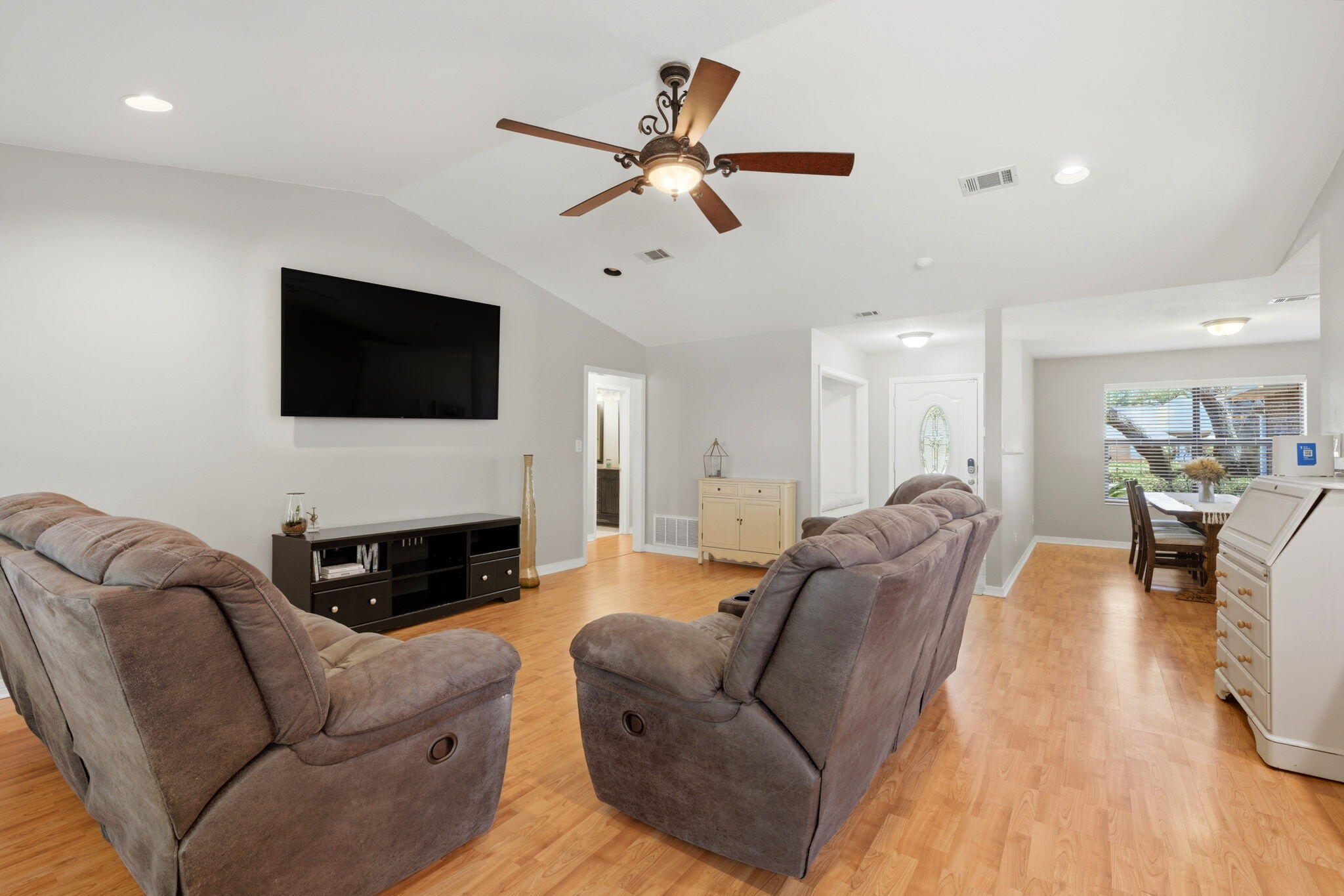 HOLLEY BY THE SEA - Residential