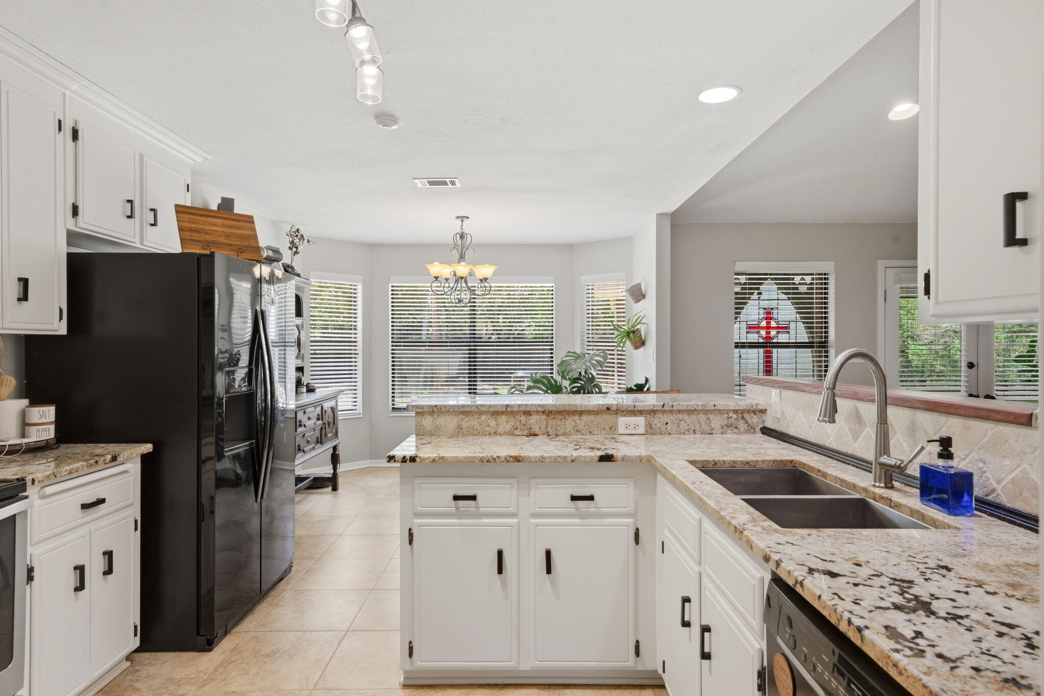 HOLLEY BY THE SEA - Residential