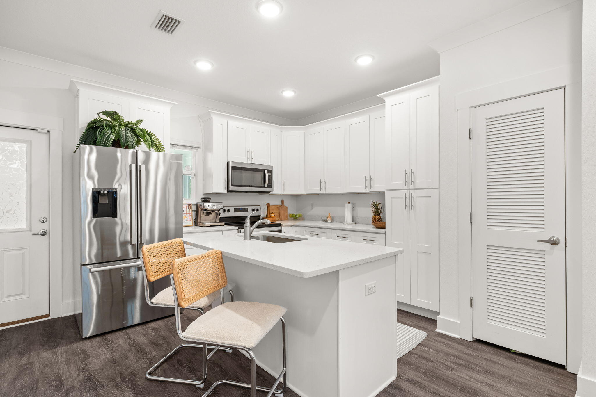 VERANDAS OF FREEPORT, THE - Residential Lease