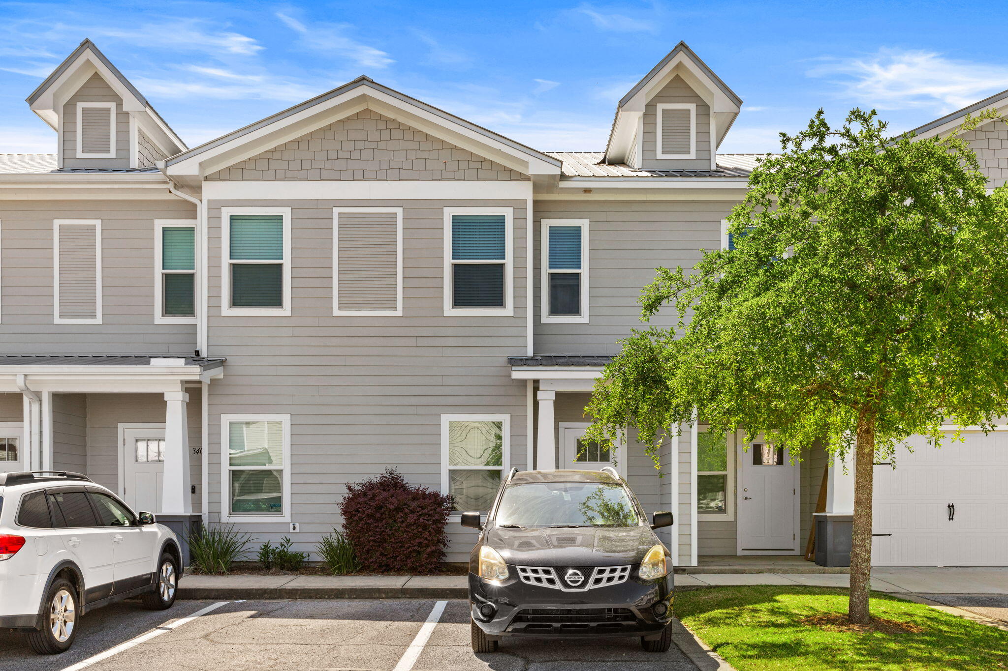 VERANDAS OF FREEPORT, THE - Residential Lease