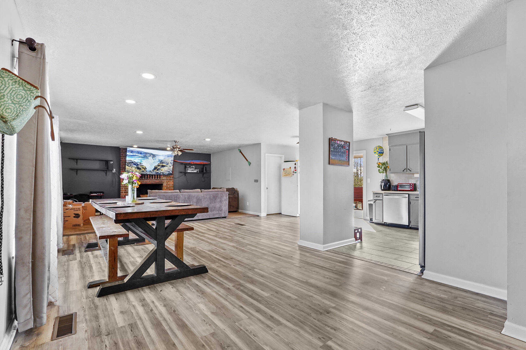 NO RECORDED SUBDIVISION - Residential