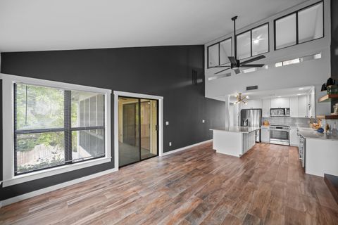 300 Yacht Club Drive UNIT 18 Niceville FL 32578