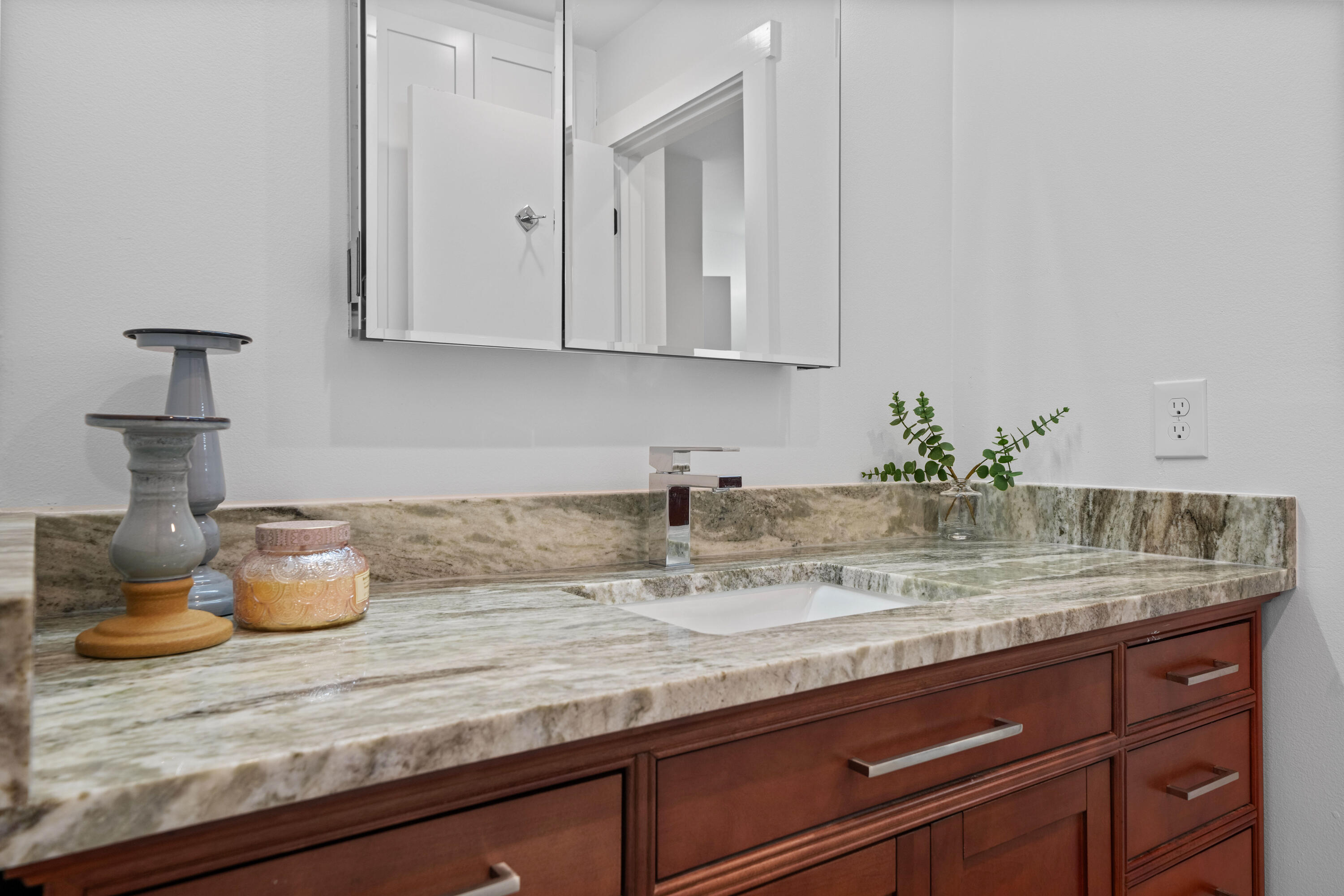 MARINA VILLAS CONDO AT BLUEWATER BAY - Residential