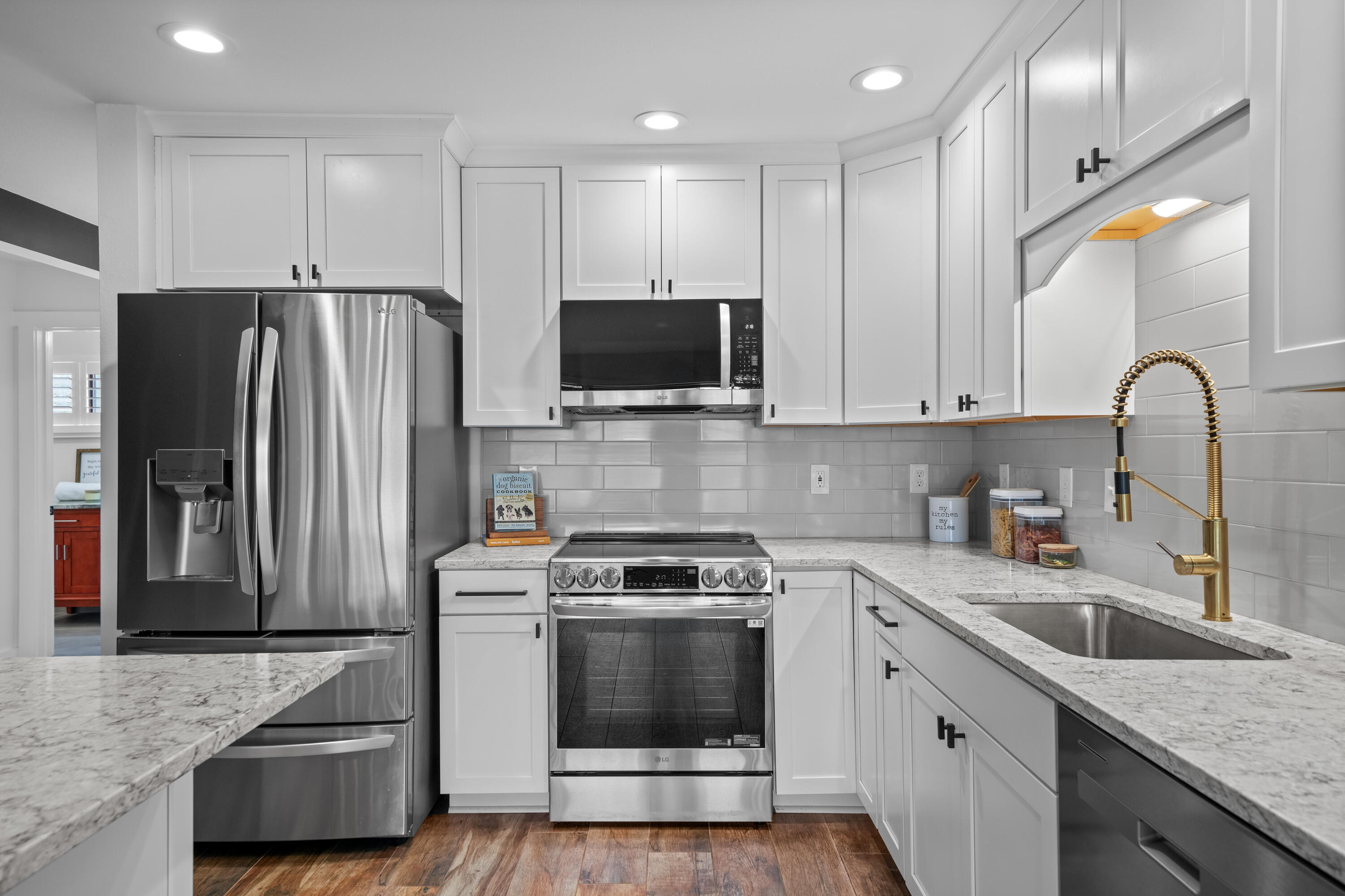 MARINA VILLAS CONDO AT BLUEWATER BAY - Residential