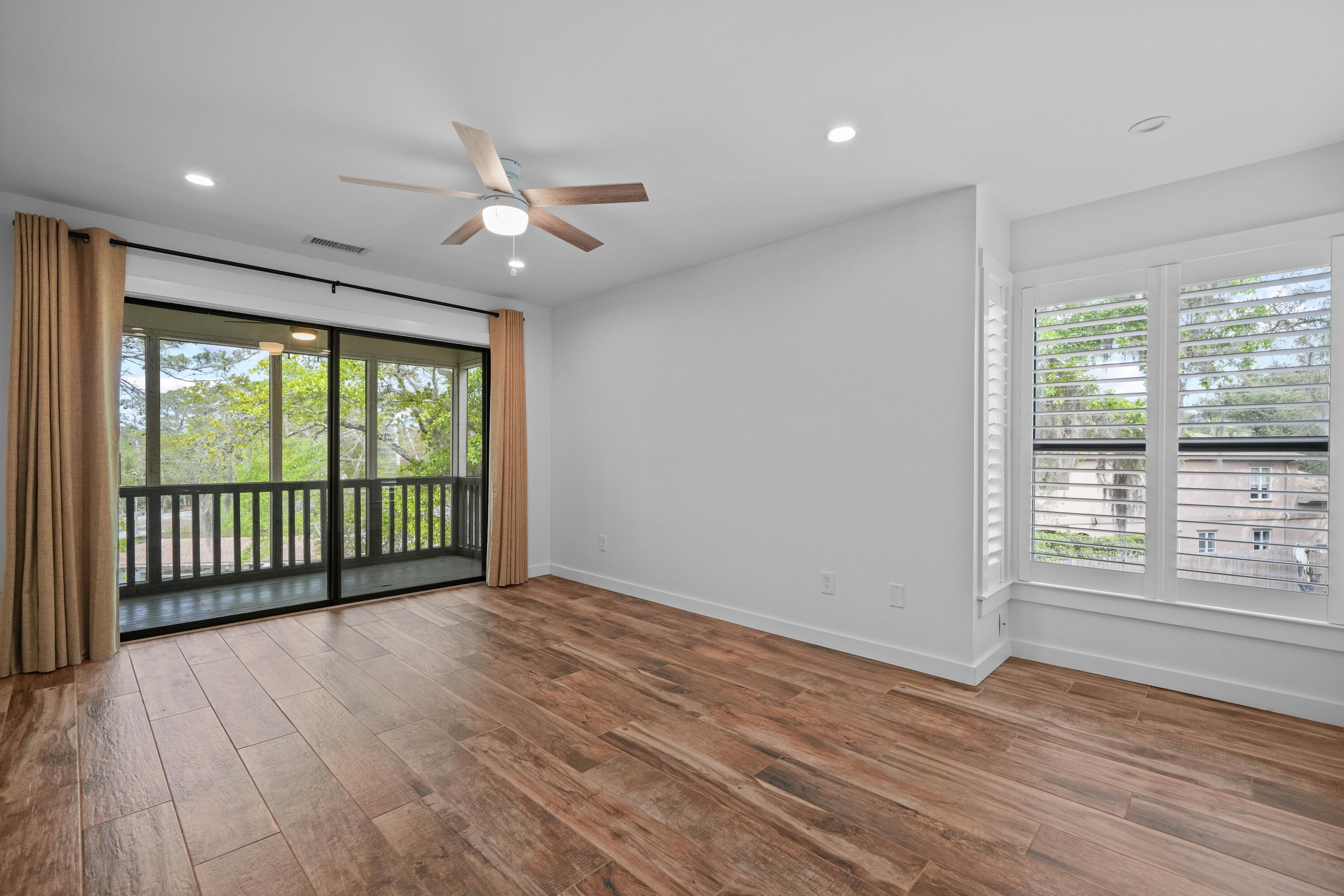 MARINA VILLAS CONDO AT BLUEWATER BAY - Residential